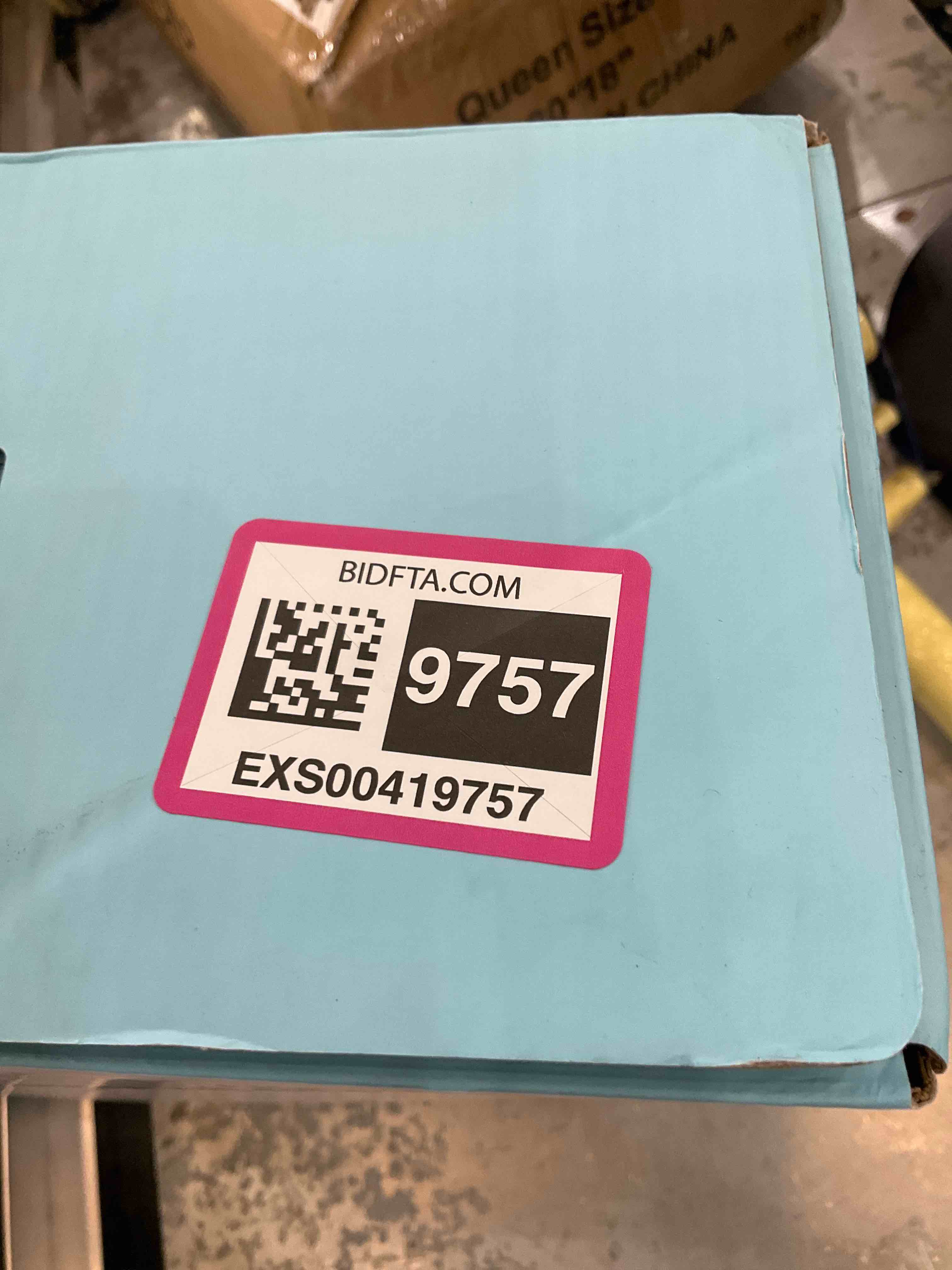 https://s3.amazonaws.com/lotting-images-prod/bidfta/EXS00419757_1692729657511.jpeg