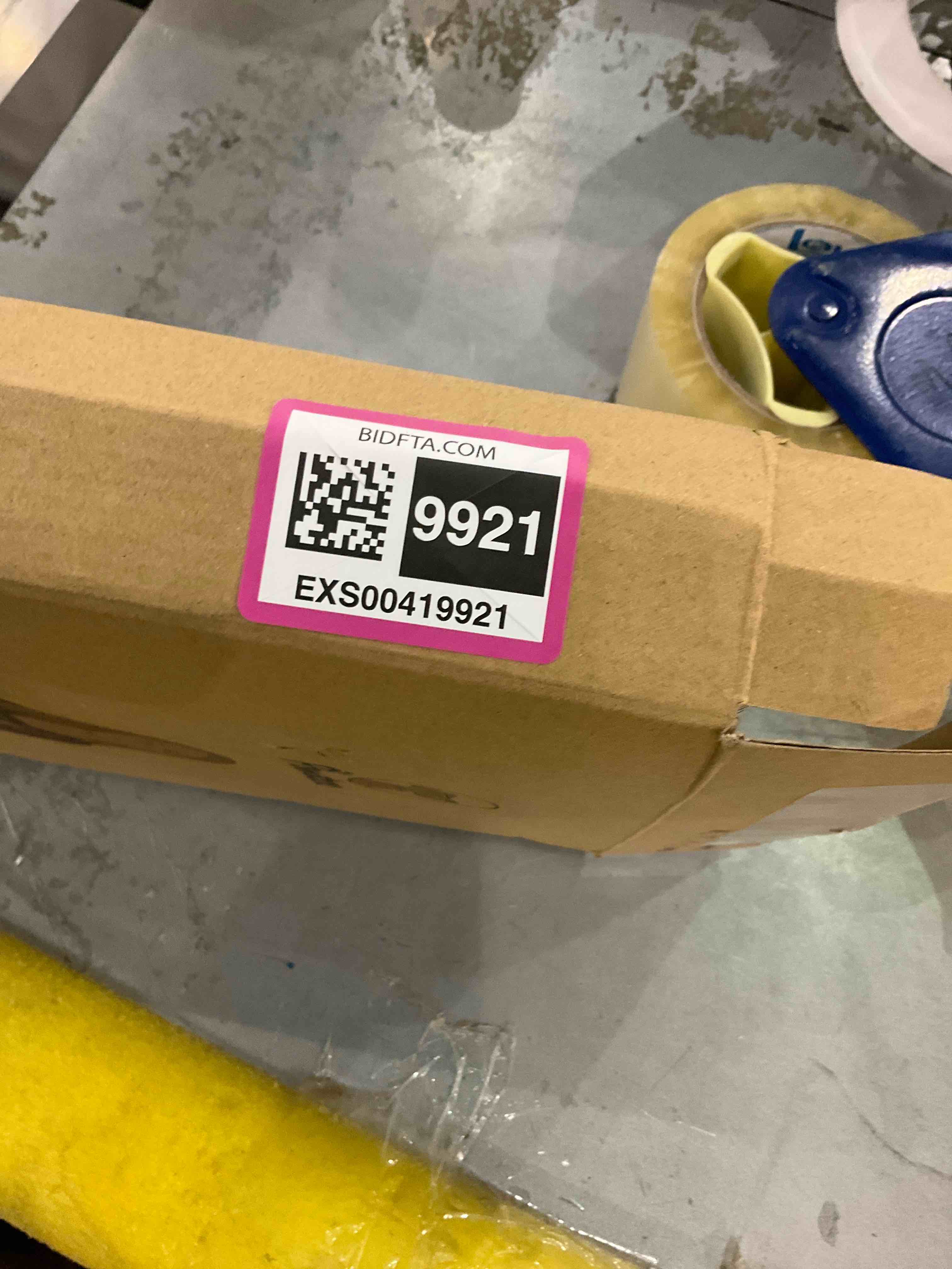 https://s3.amazonaws.com/lotting-images-prod/bidfta/EXS00419921_1692877518660.jpeg