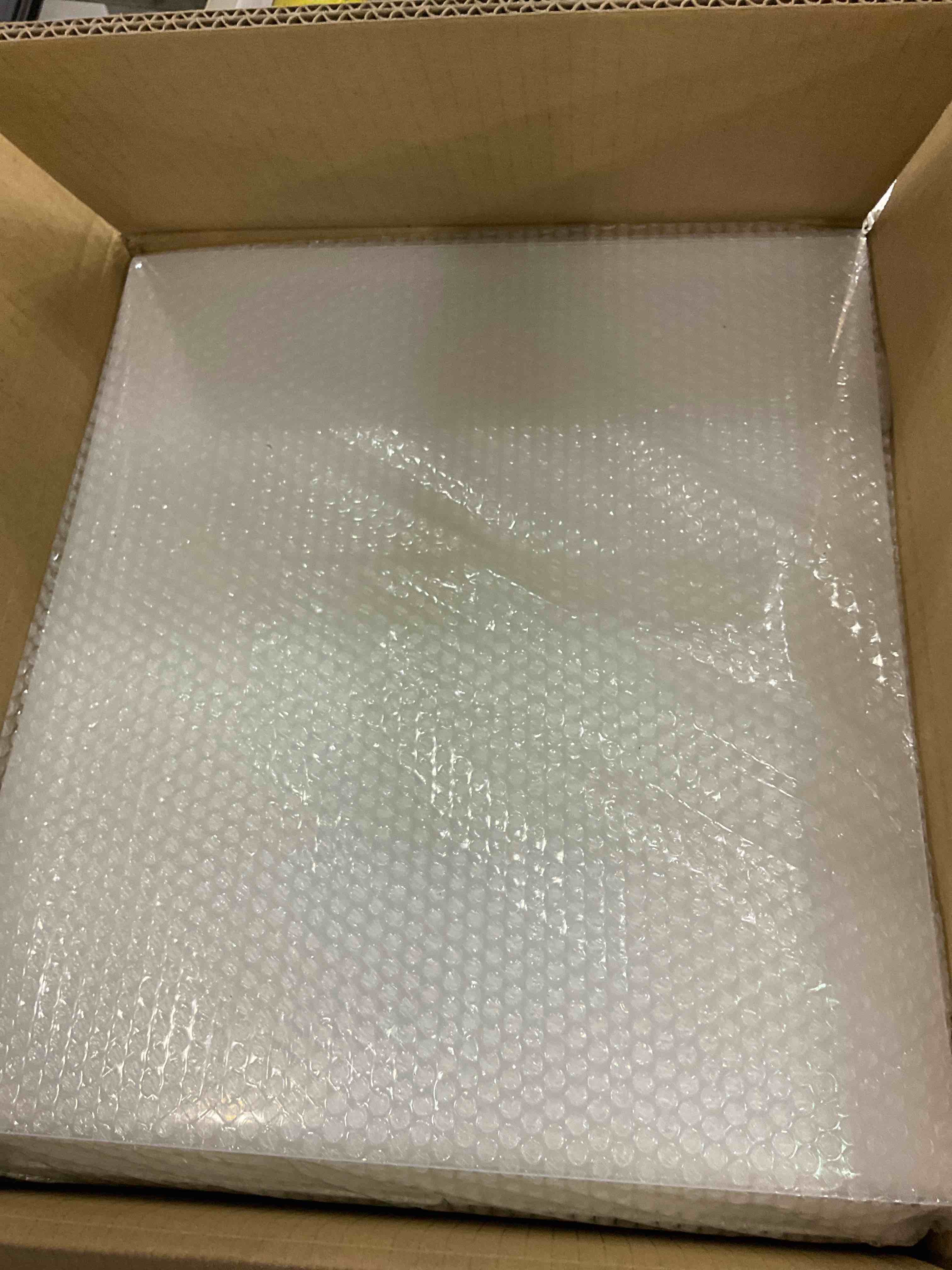 https://s3.amazonaws.com/lotting-images-prod/bidfta/EXS00419928_1692878387344.jpeg