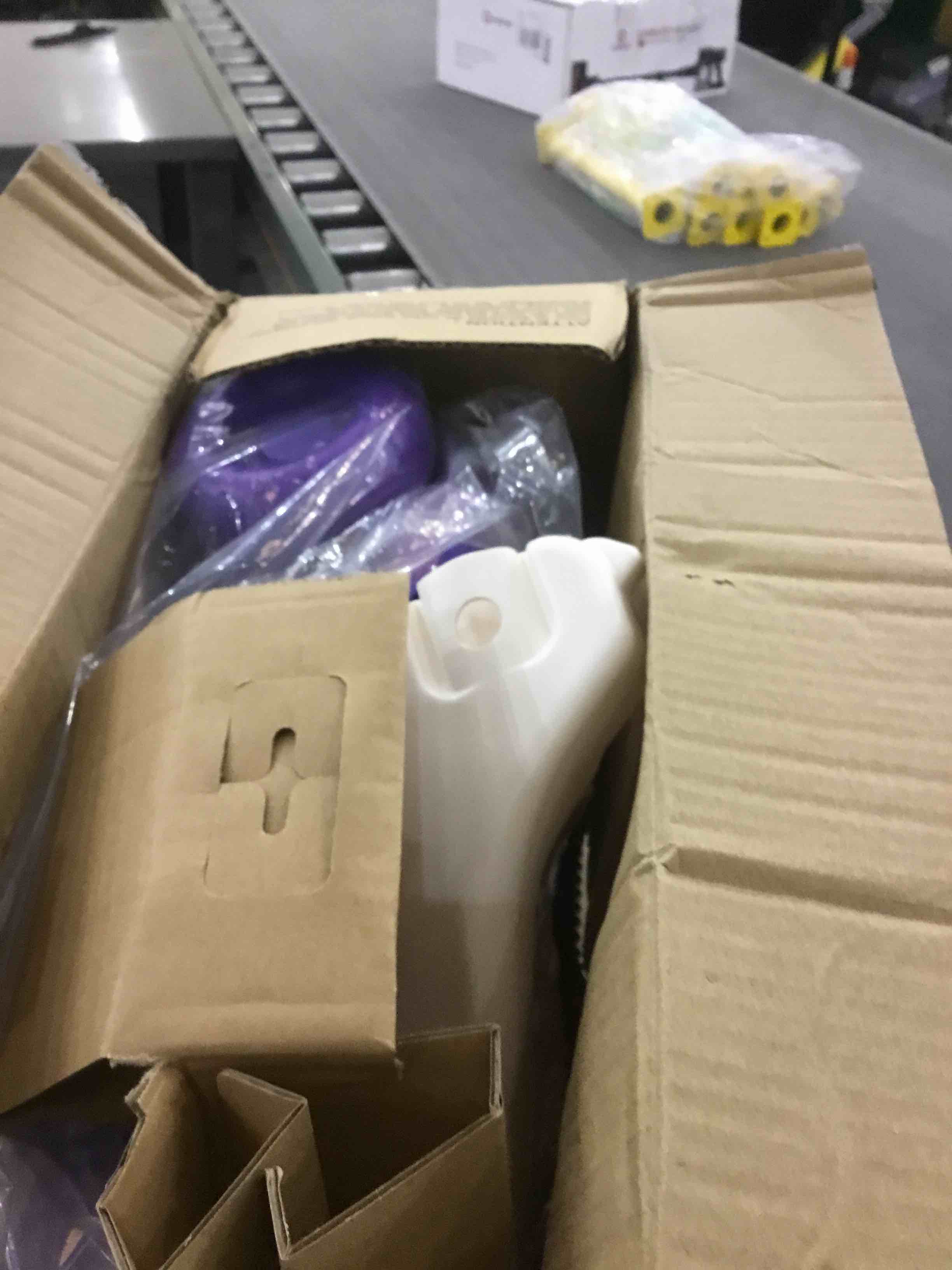https://s3.amazonaws.com/lotting-images-prod/bidfta/EXS00420191_1692729249770.jpeg
