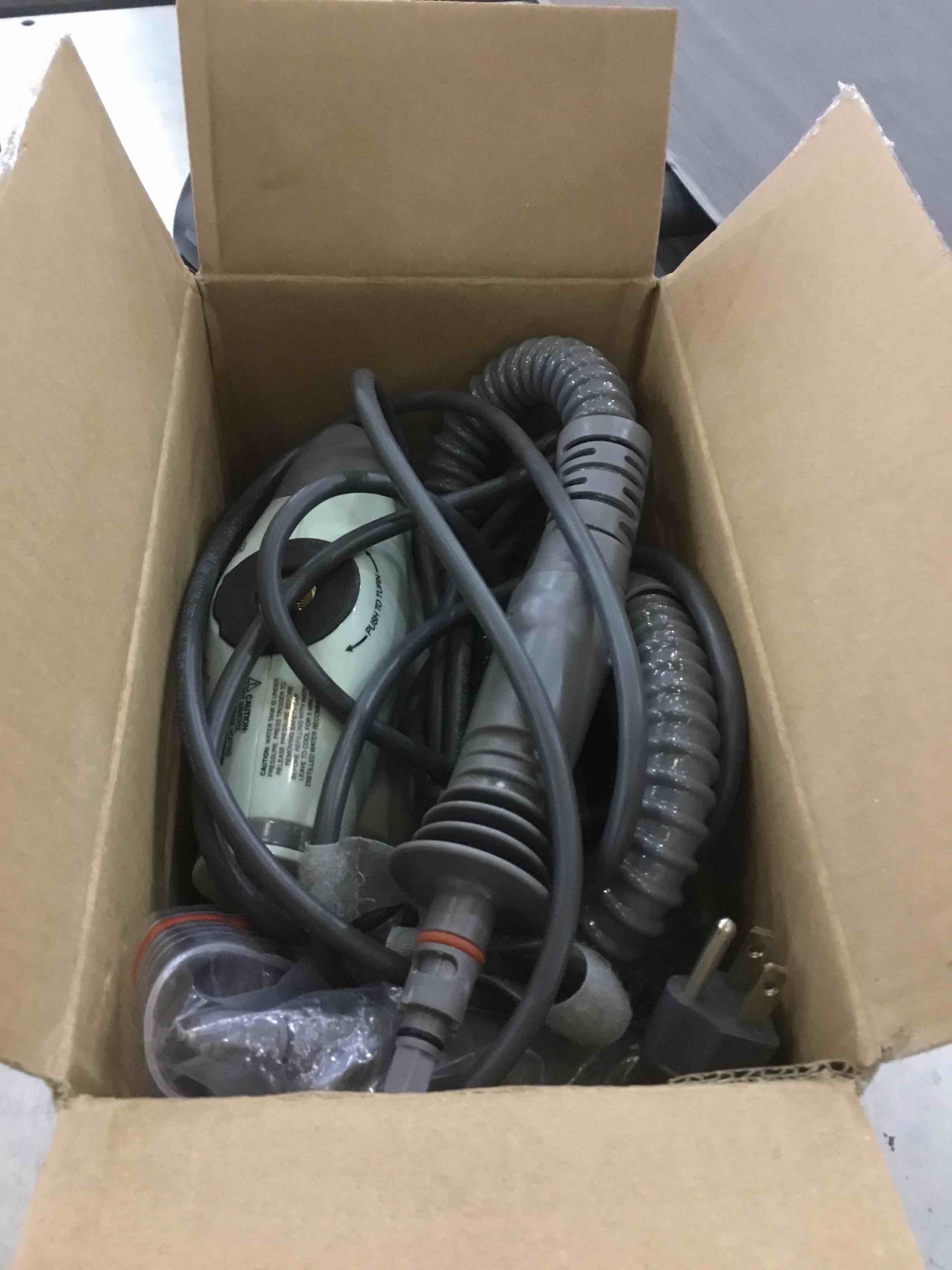 https://s3.amazonaws.com/lotting-images-prod/bidfta/EXS00420226_1692803083187.jpeg