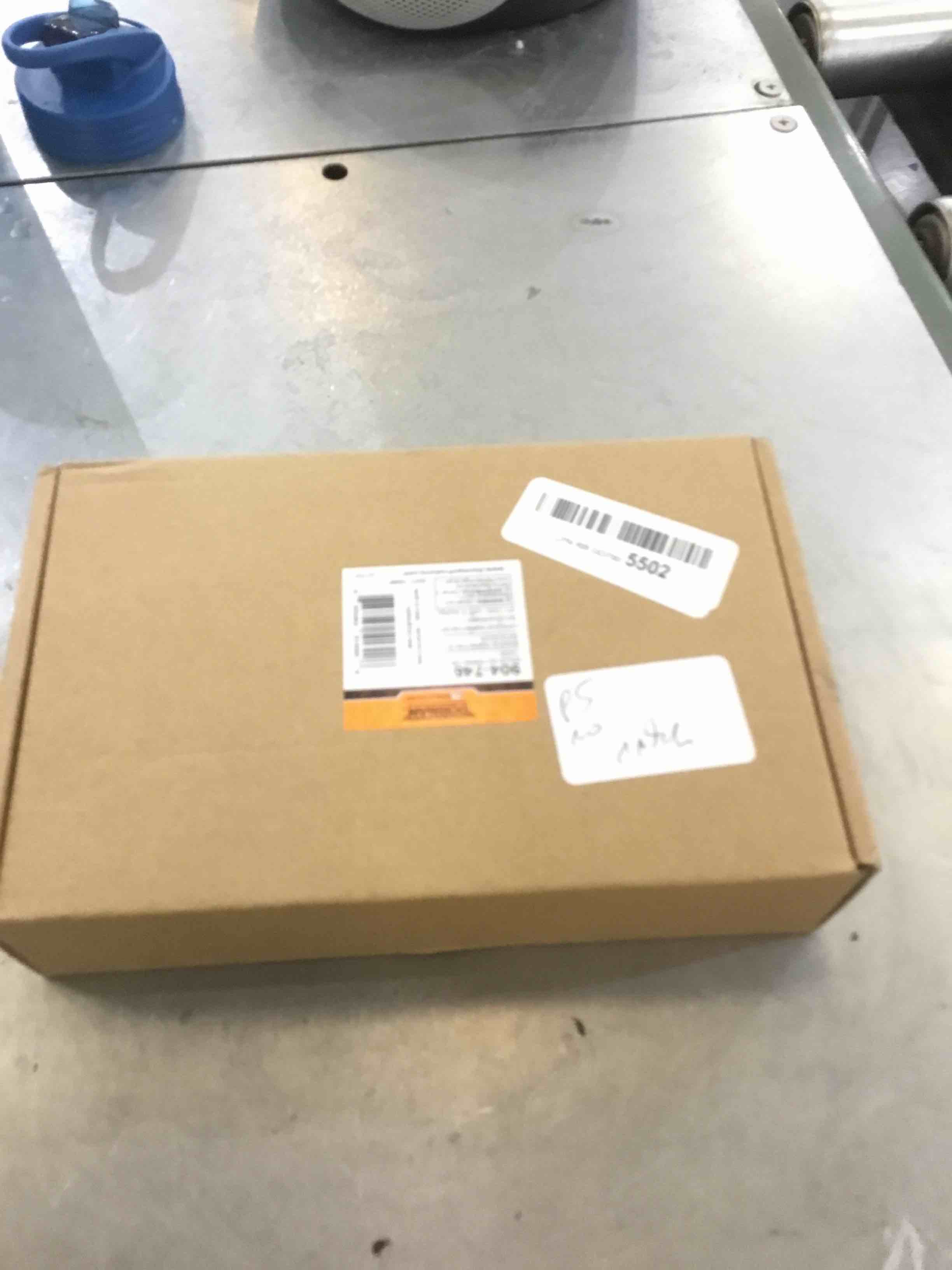 https://s3.amazonaws.com/lotting-images-prod/bidfta/EXS00420260_1692809171757.jpeg