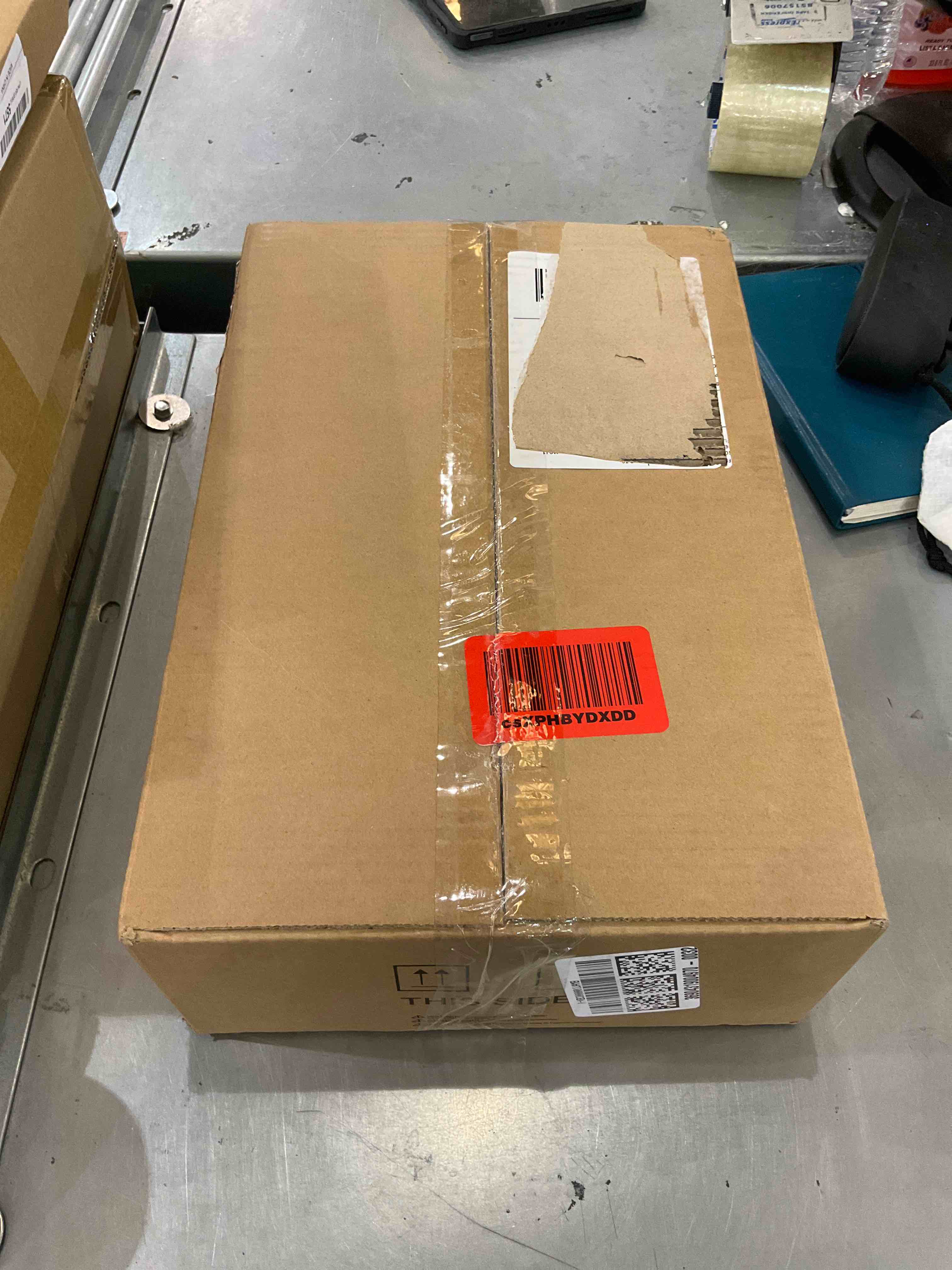 https://s3.amazonaws.com/lotting-images-prod/bidfta/EXS00421302_1692973090499.jpeg