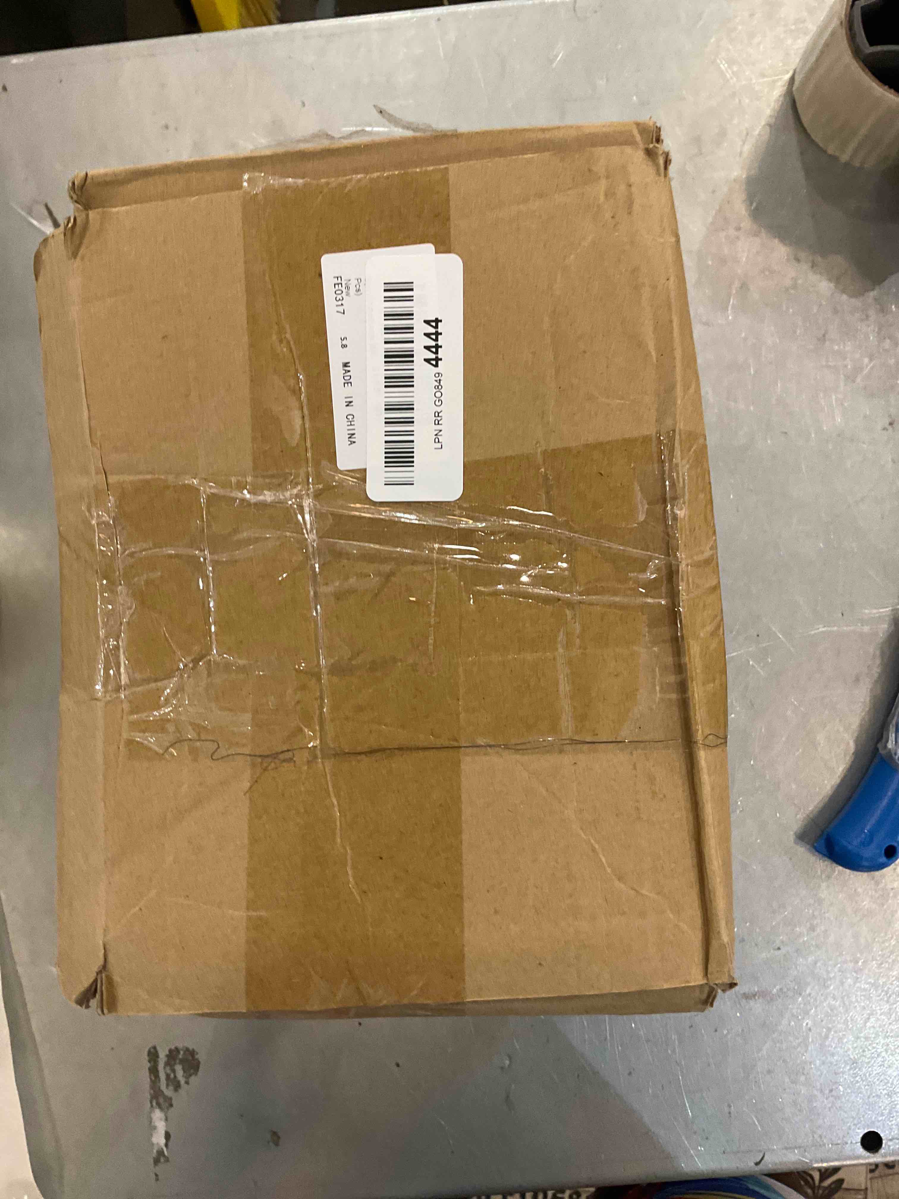 https://s3.amazonaws.com/lotting-images-prod/bidfta/EXS00421786_1692887400945.jpeg