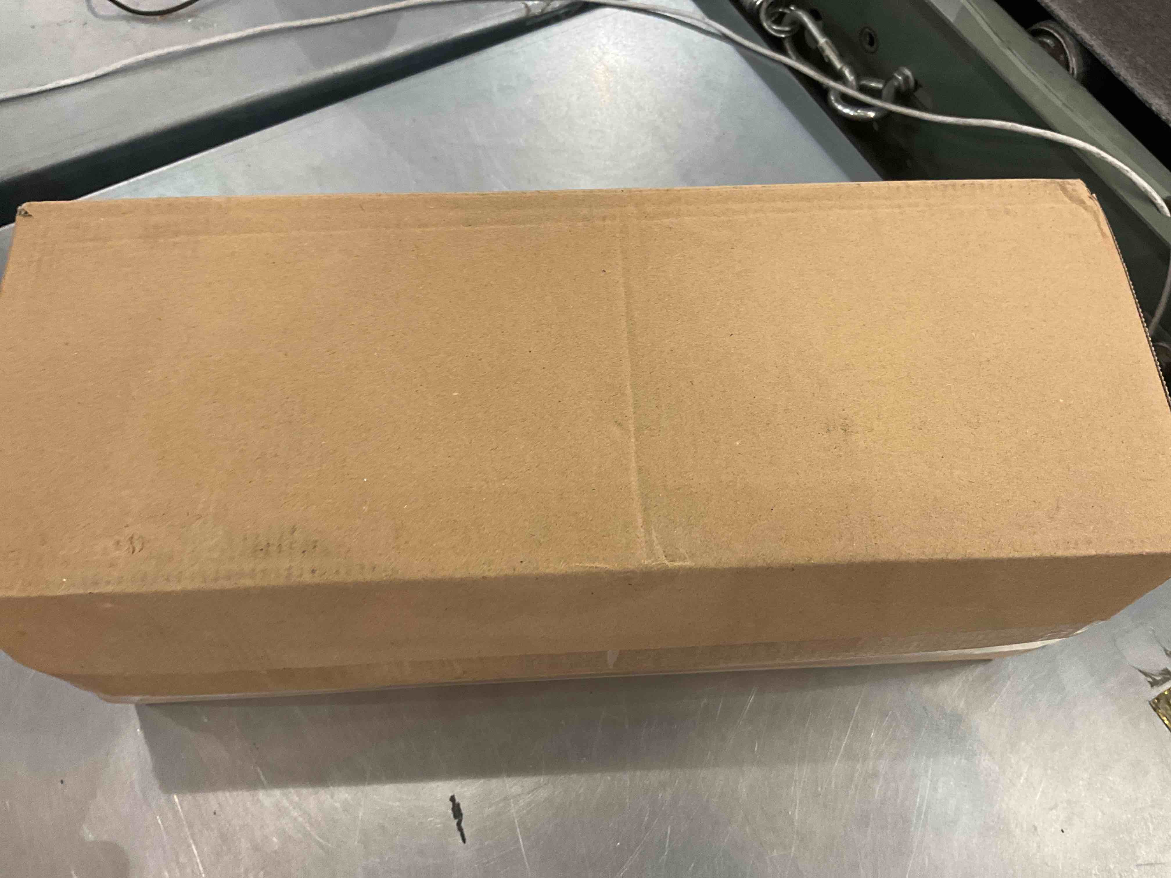 https://s3.amazonaws.com/lotting-images-prod/bidfta/EXS00422115_1692886279645.jpeg