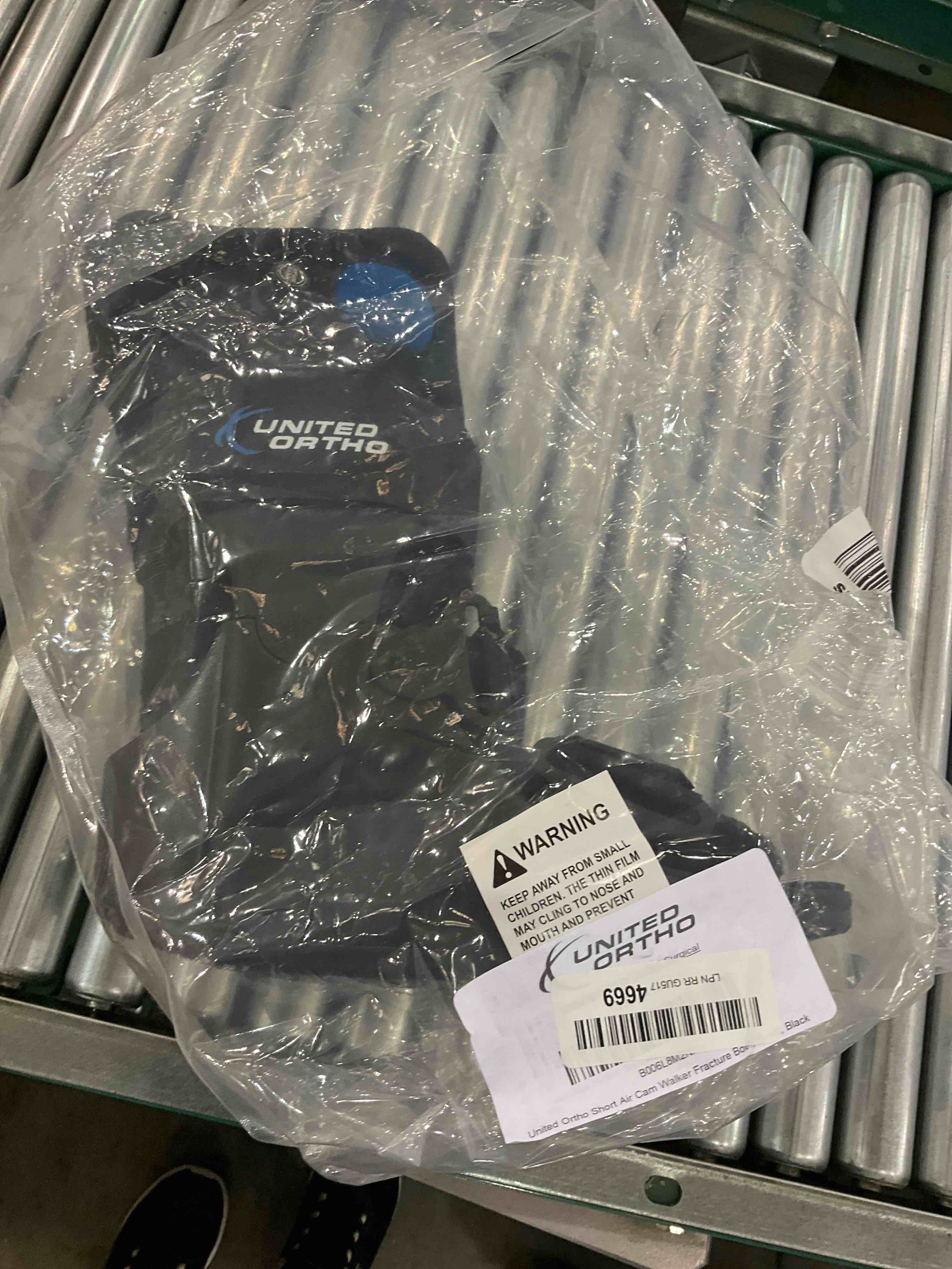 https://s3.amazonaws.com/lotting-images-prod/bidfta/EXS00422508_1693485189412.jpeg