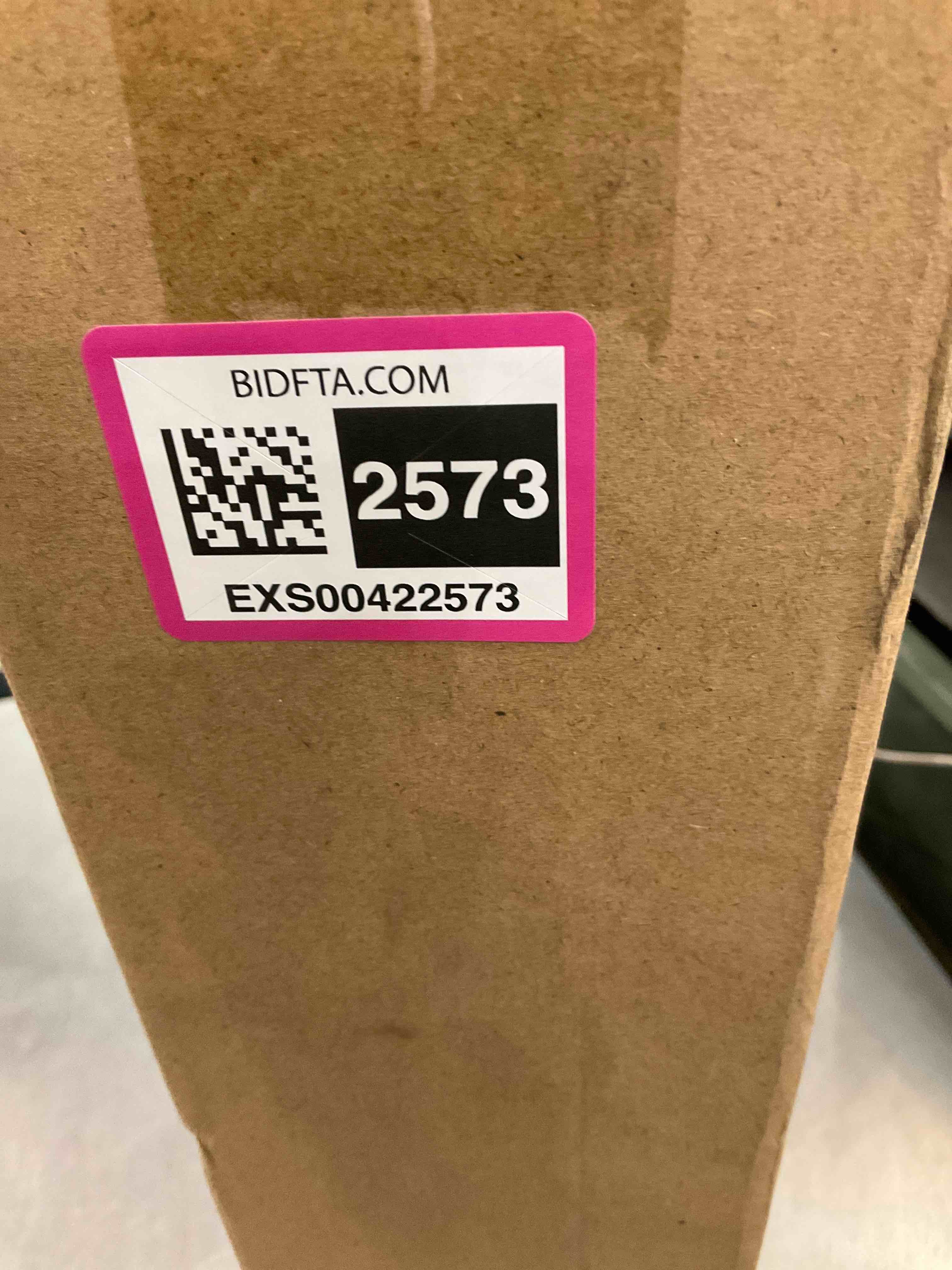 https://s3.amazonaws.com/lotting-images-prod/bidfta/EXS00422573_1693501070482.jpeg