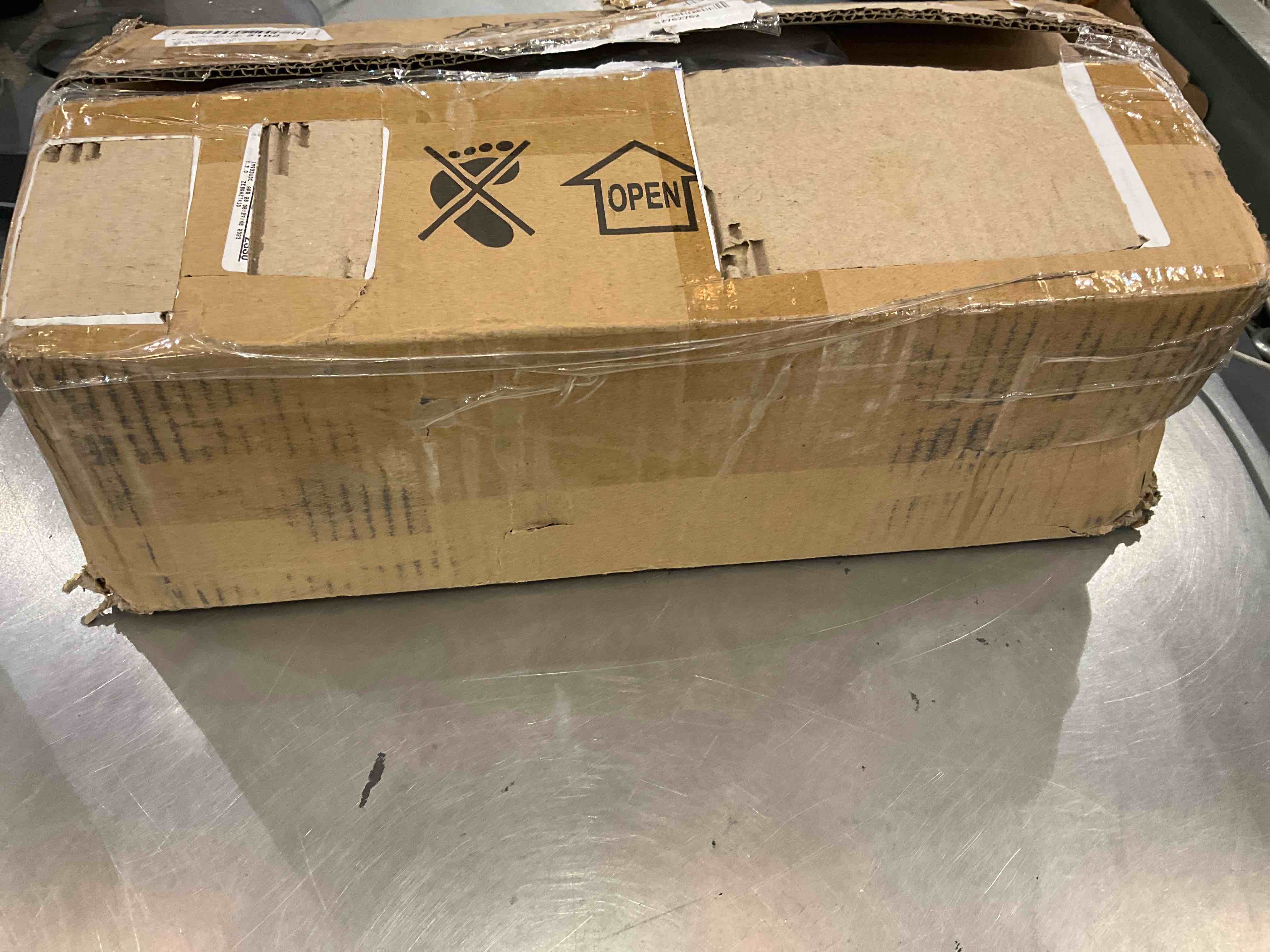 https://s3.amazonaws.com/lotting-images-prod/bidfta/EXS00422847_1693932224766.jpeg