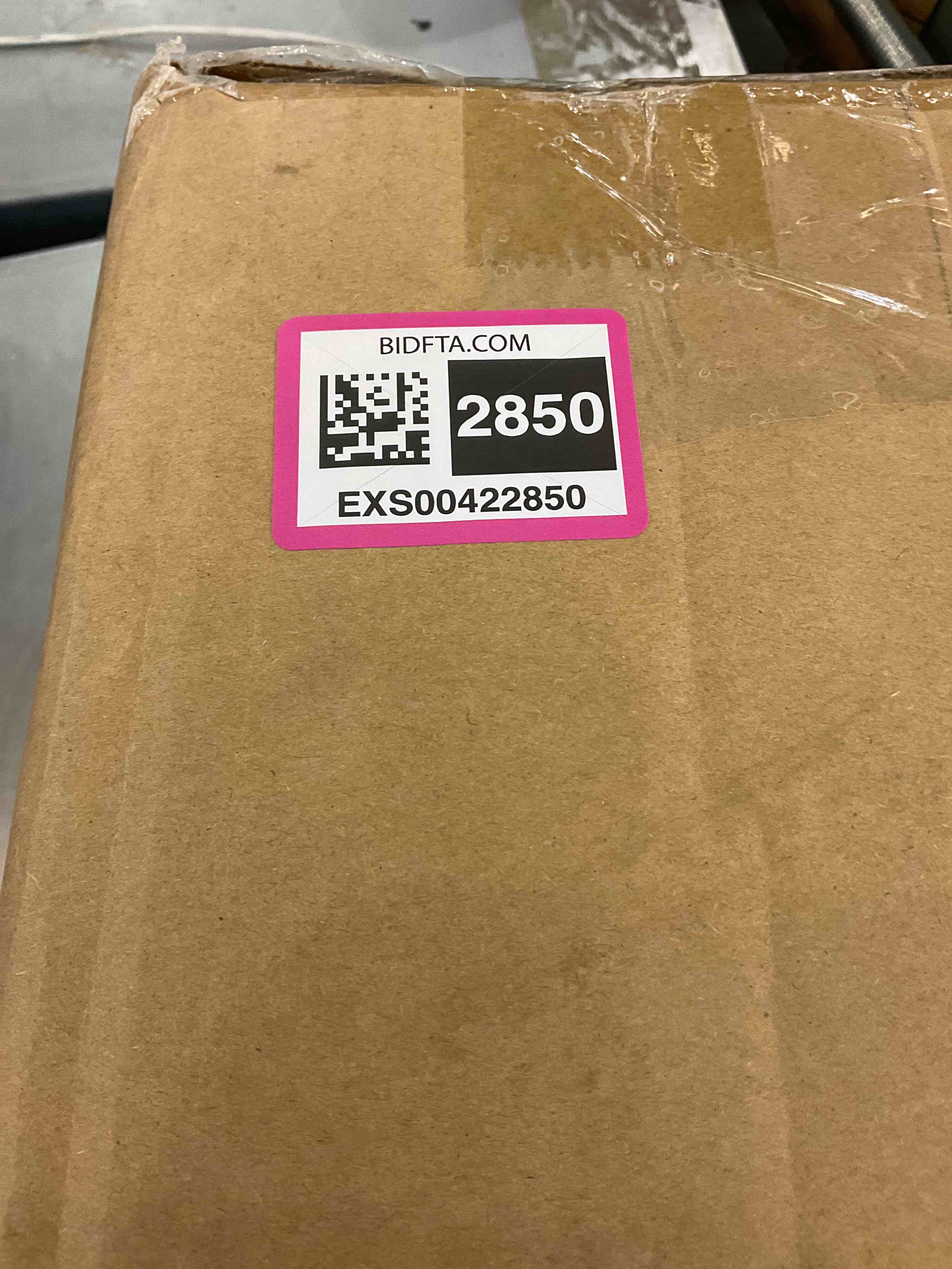 https://s3.amazonaws.com/lotting-images-prod/bidfta/EXS00422850_1693932610740.jpeg