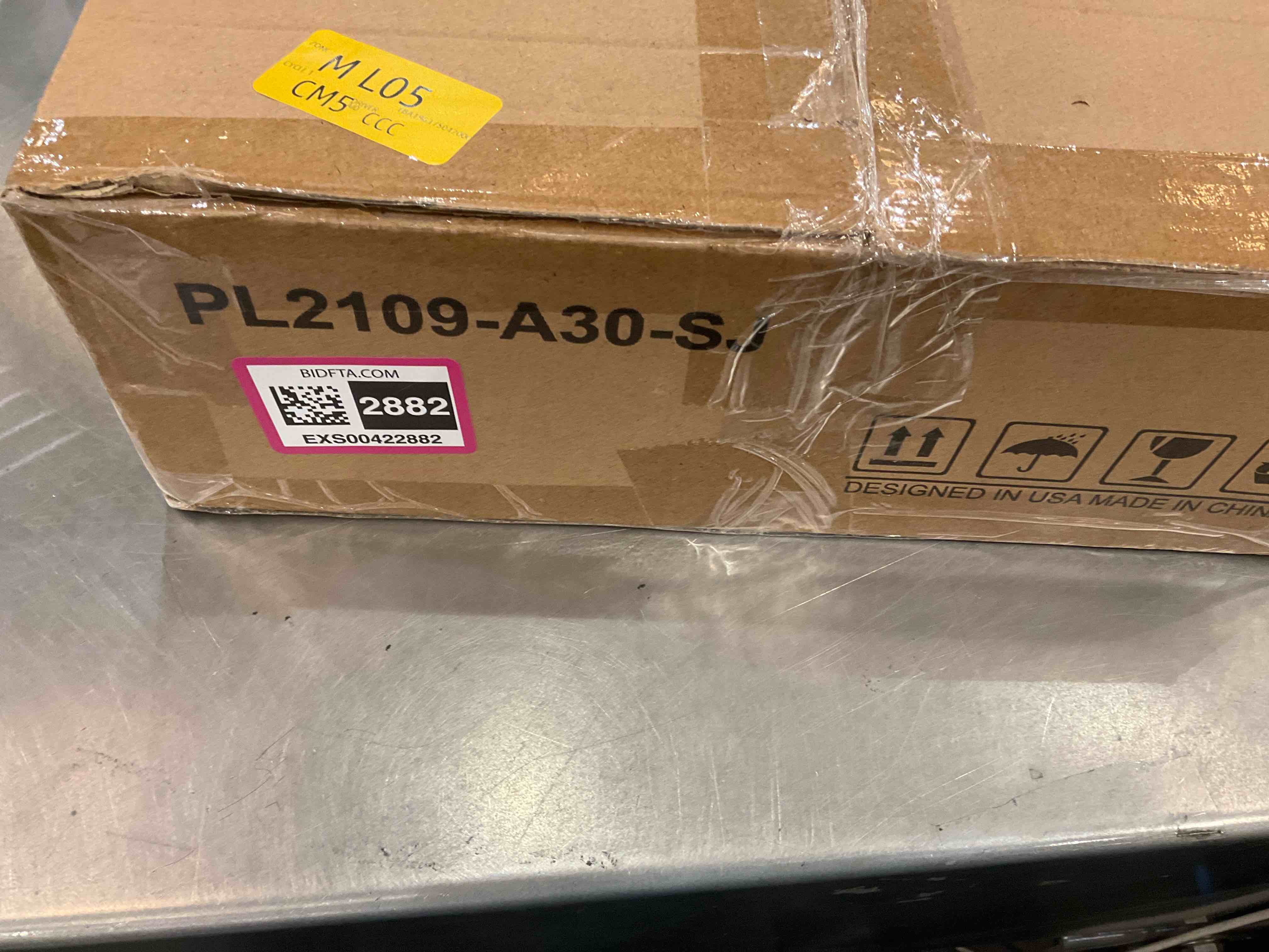 https://s3.amazonaws.com/lotting-images-prod/bidfta/EXS00422882_1693938973182.jpeg