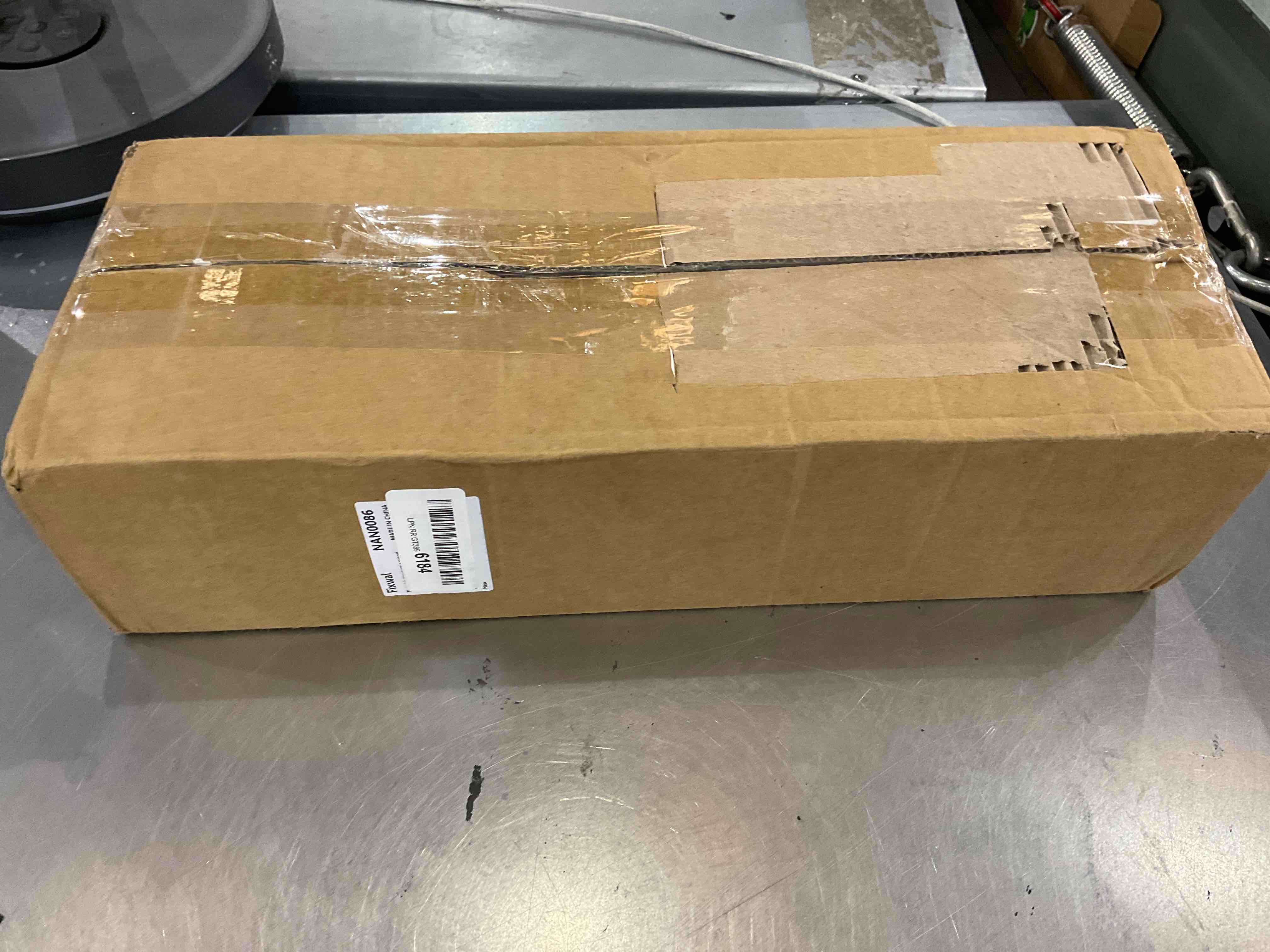 https://s3.amazonaws.com/lotting-images-prod/bidfta/EXS00422895_1693940835926.jpeg