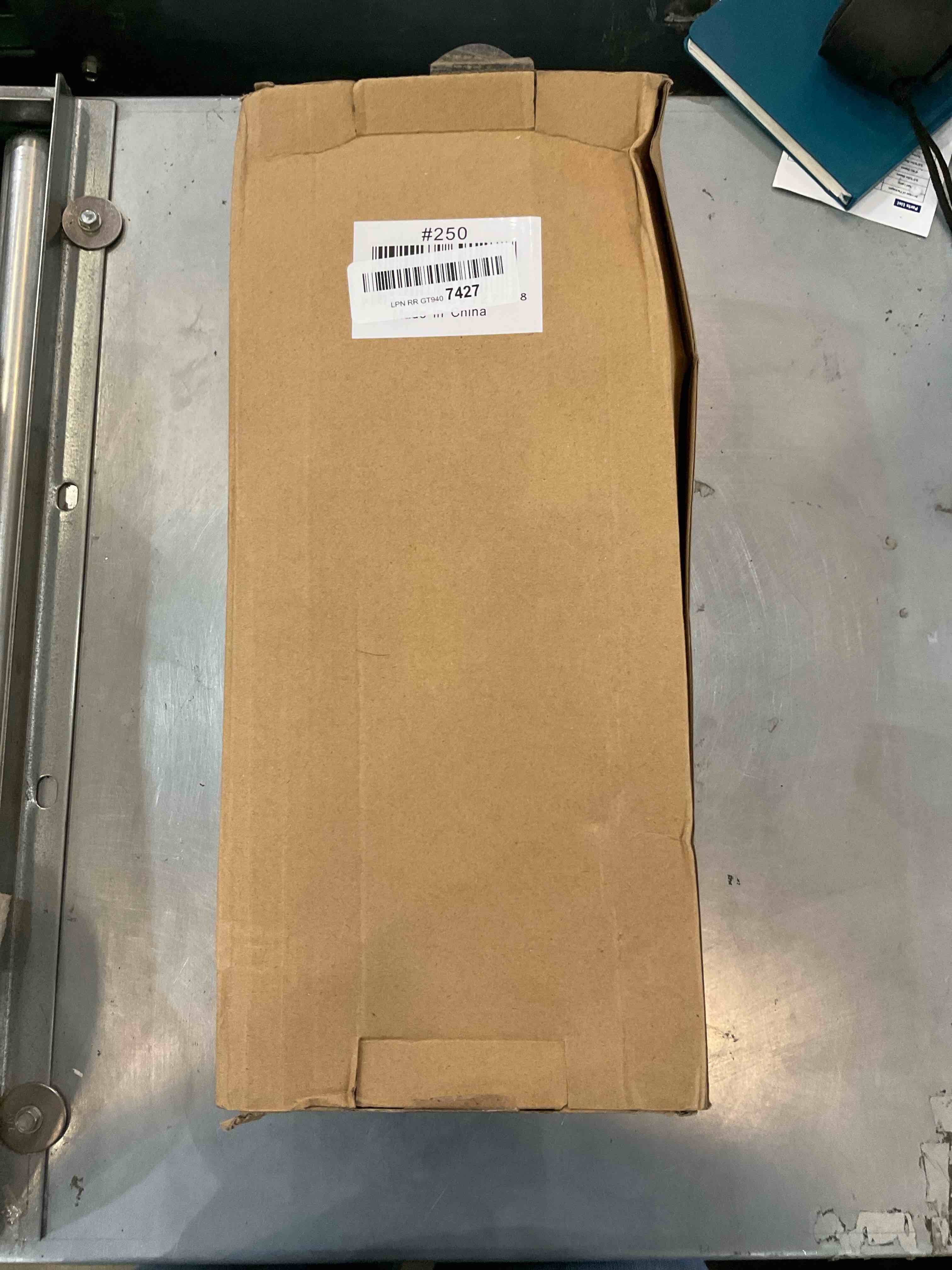 https://s3.amazonaws.com/lotting-images-prod/bidfta/EXS00423015_1695148112275.jpeg