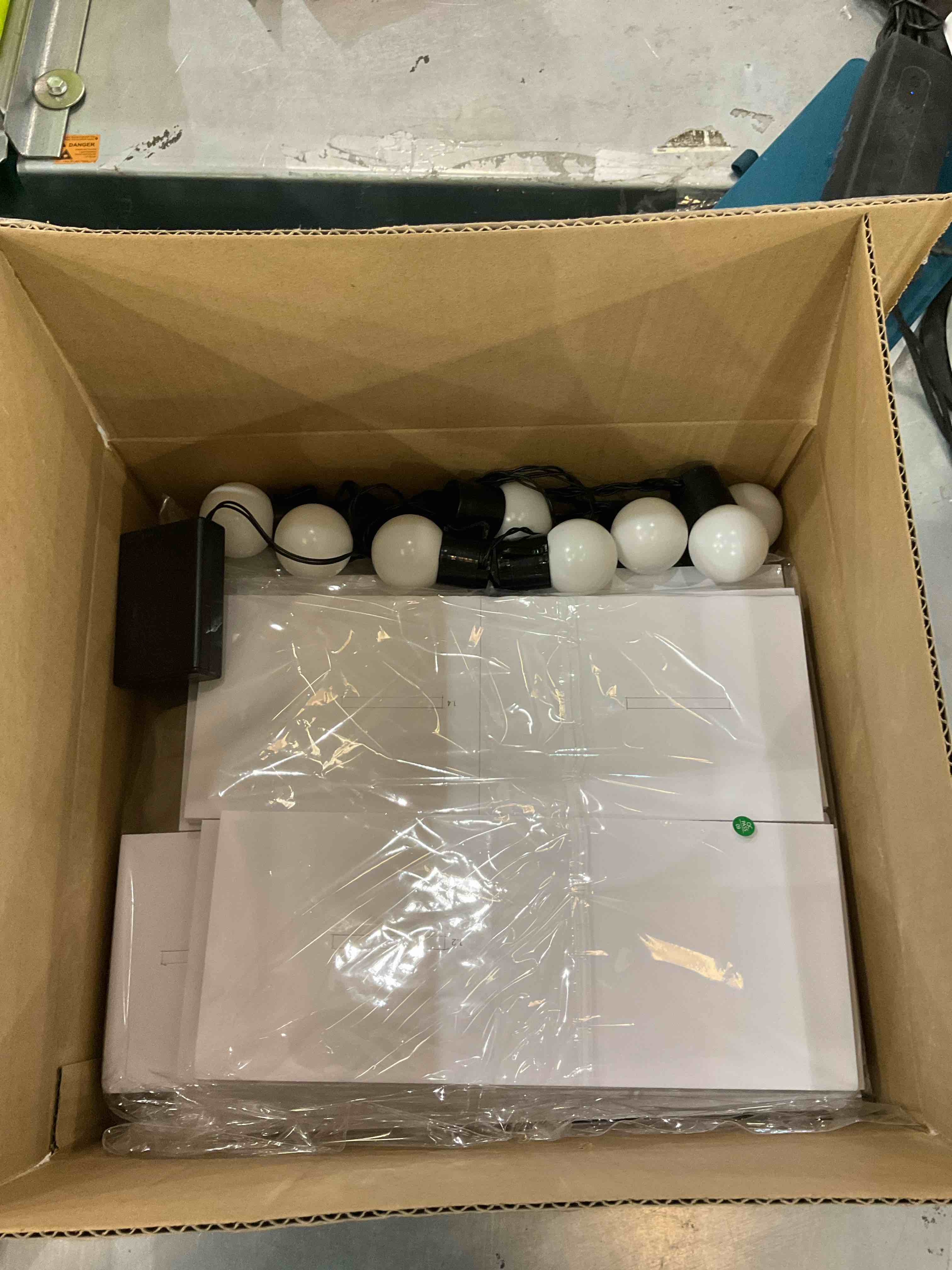 https://s3.amazonaws.com/lotting-images-prod/bidfta/EXS00423038_1695149830416.jpeg