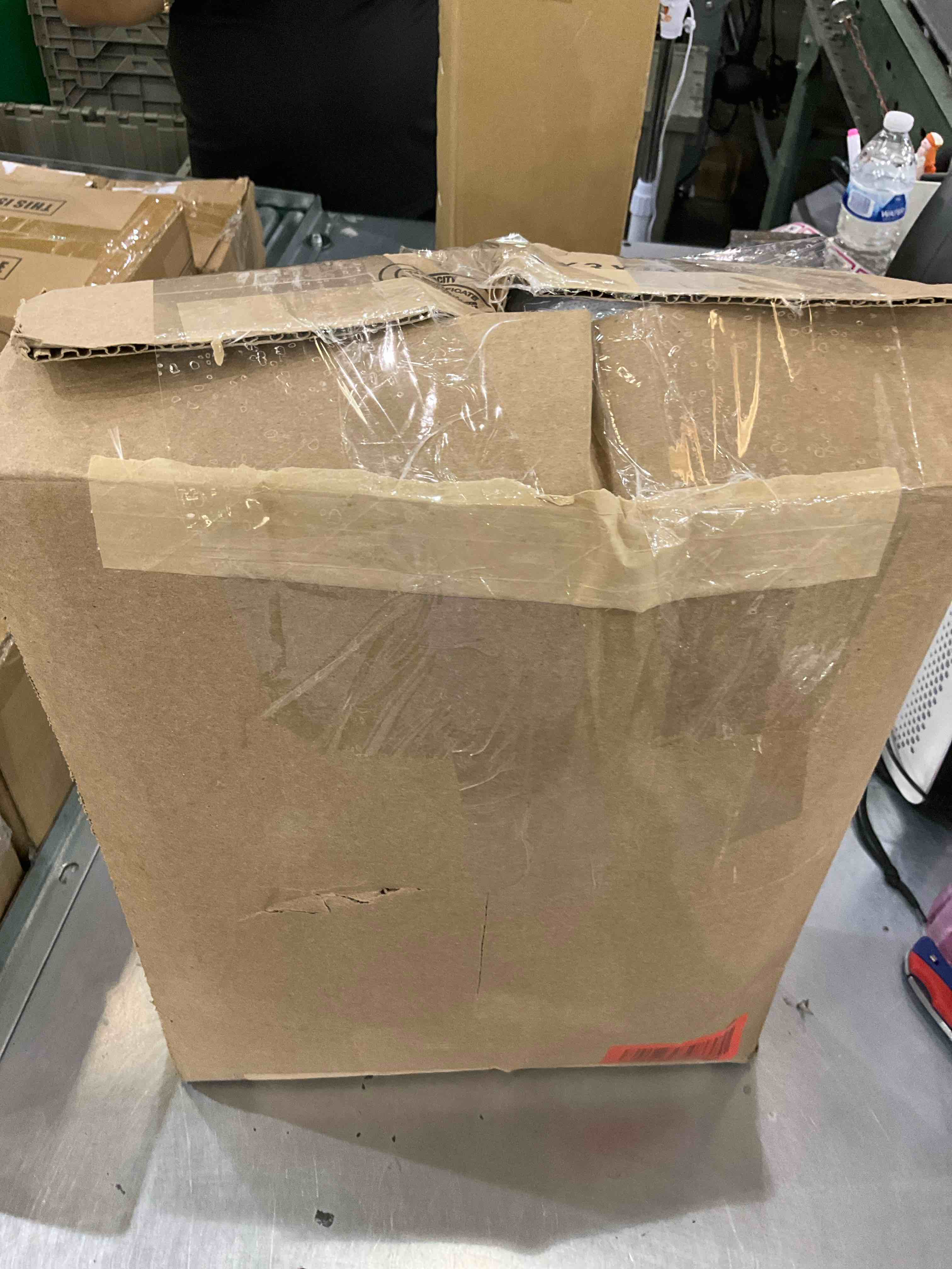 https://s3.amazonaws.com/lotting-images-prod/bidfta/EXS00423396_1695303931659.jpeg