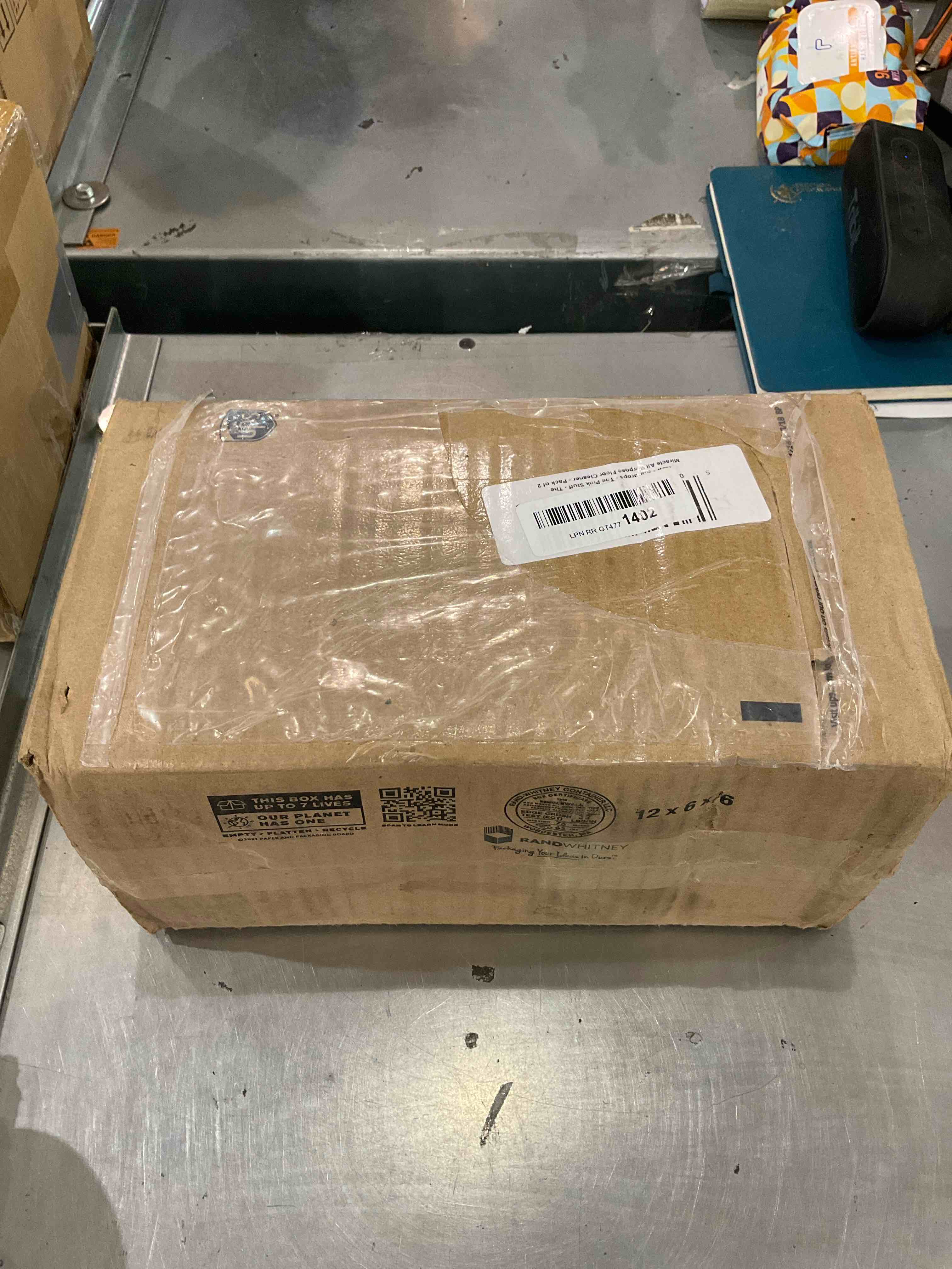 https://s3.amazonaws.com/lotting-images-prod/bidfta/EXS00423397_1695303962905.jpeg