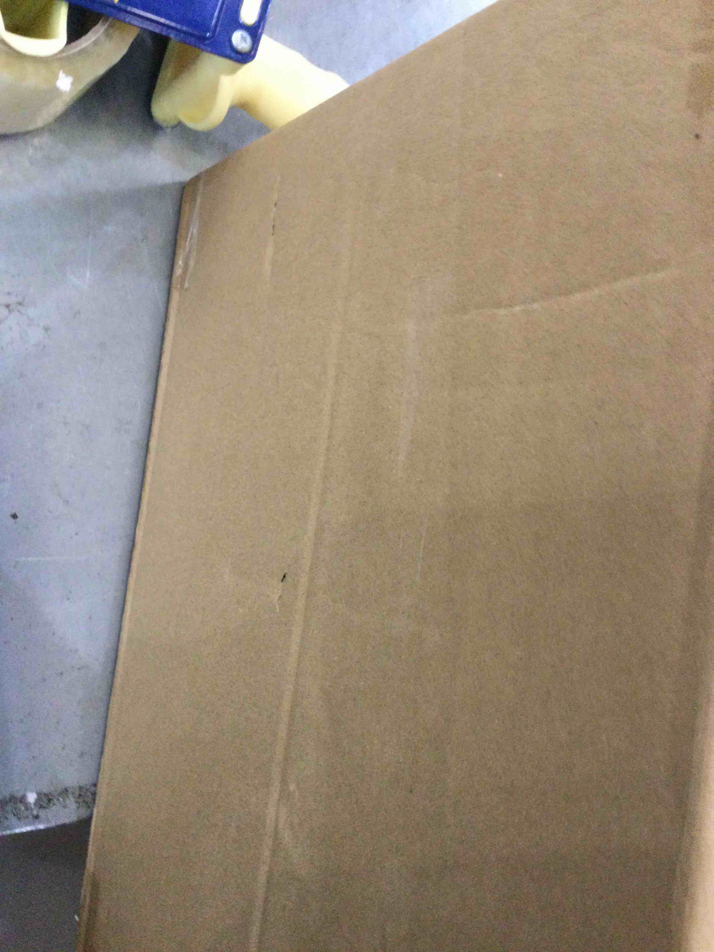 https://s3.amazonaws.com/lotting-images-prod/bidfta/EXS00423701_1692810505425.jpeg
