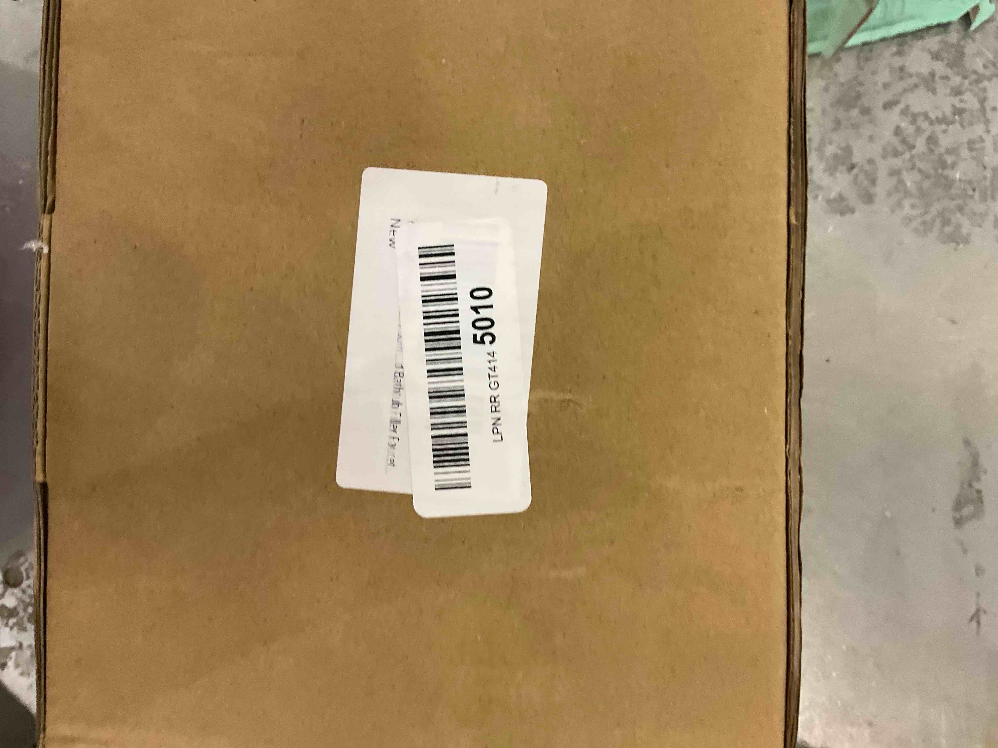 https://s3.amazonaws.com/lotting-images-prod/bidfta/EXS00424498_1693927321696.jpeg