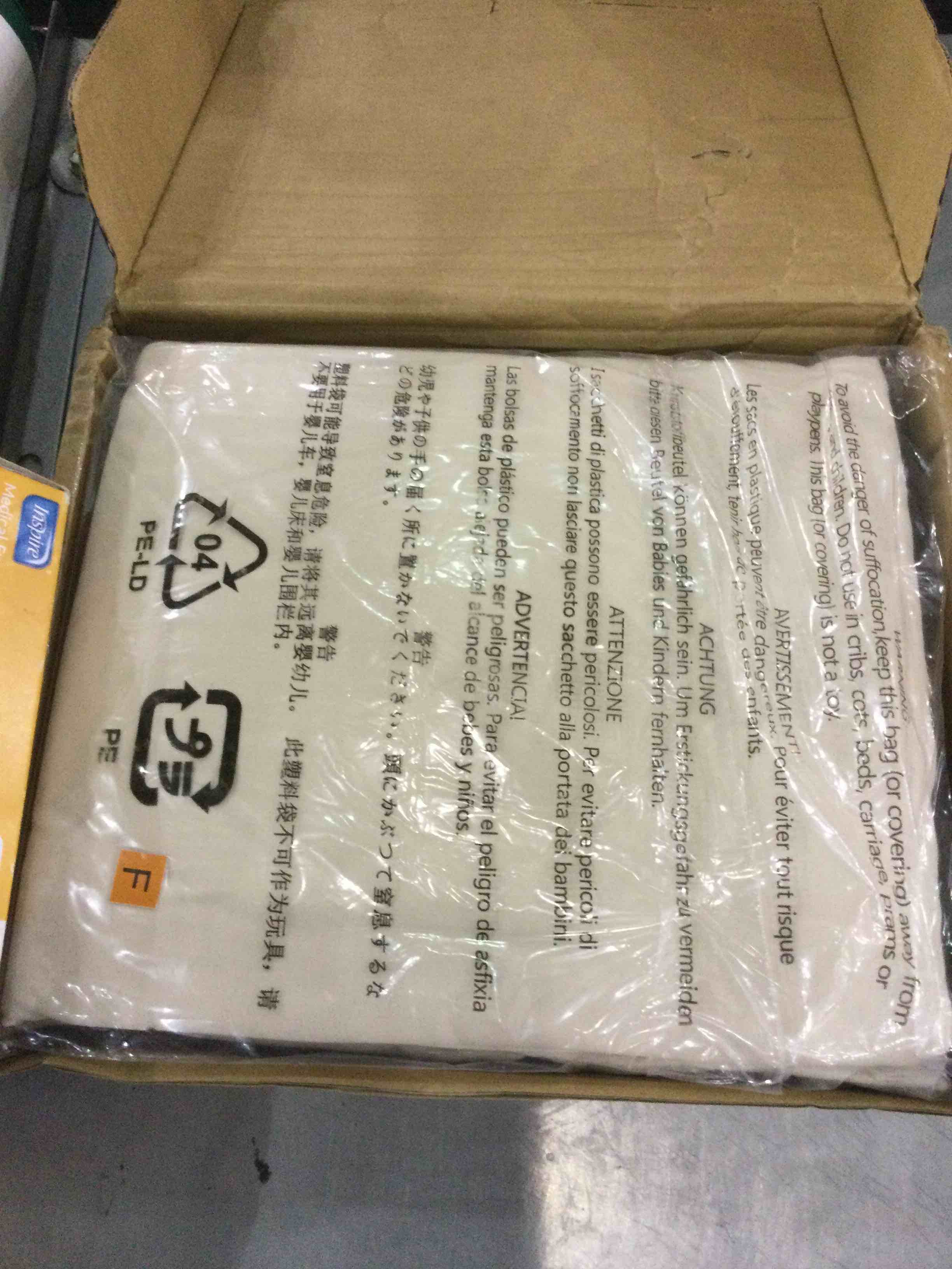 https://s3.amazonaws.com/lotting-images-prod/bidfta/EXS00424622_1692877699391.jpeg