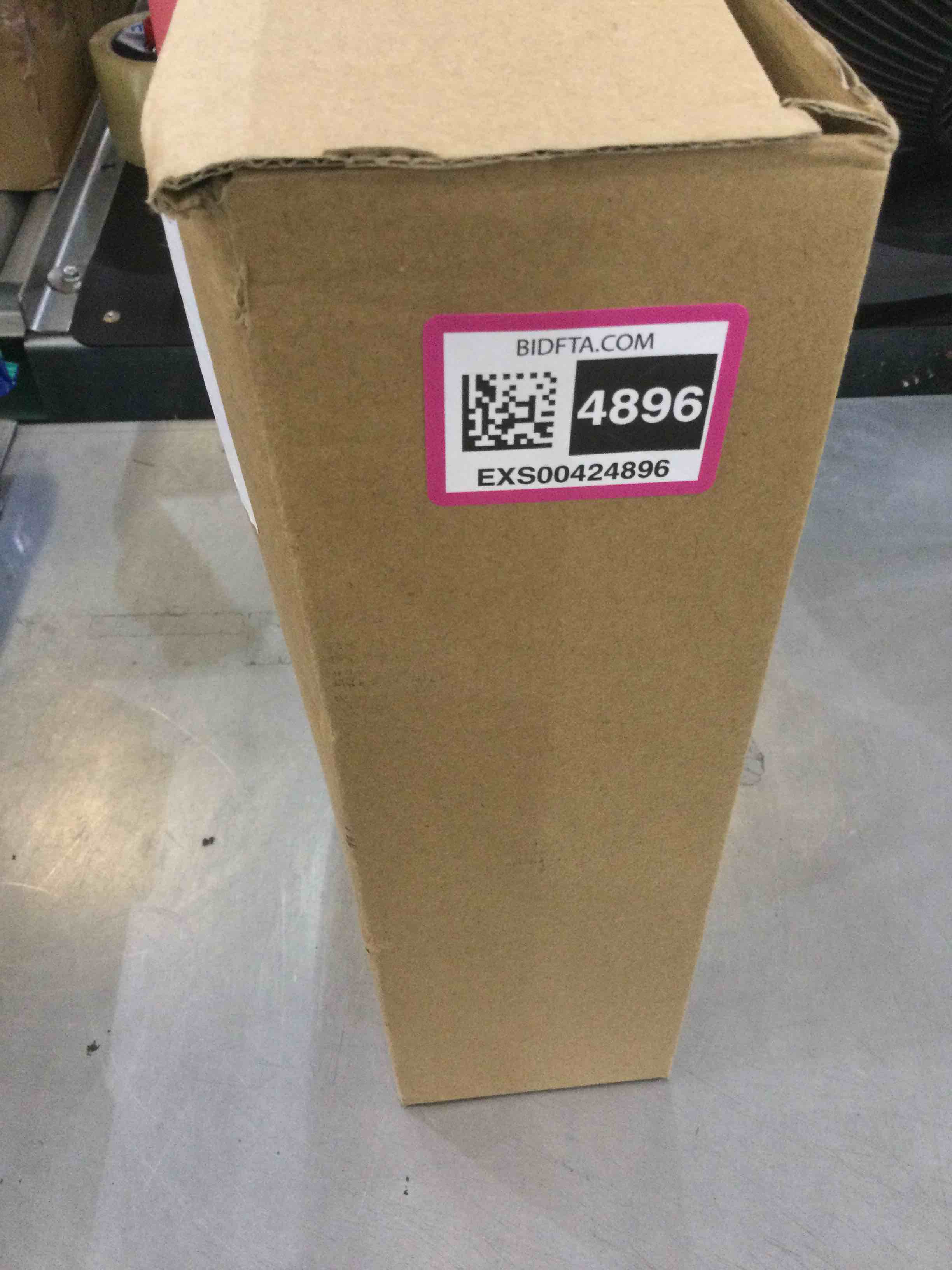 https://s3.amazonaws.com/lotting-images-prod/bidfta/EXS00424896_1693319422843.jpeg