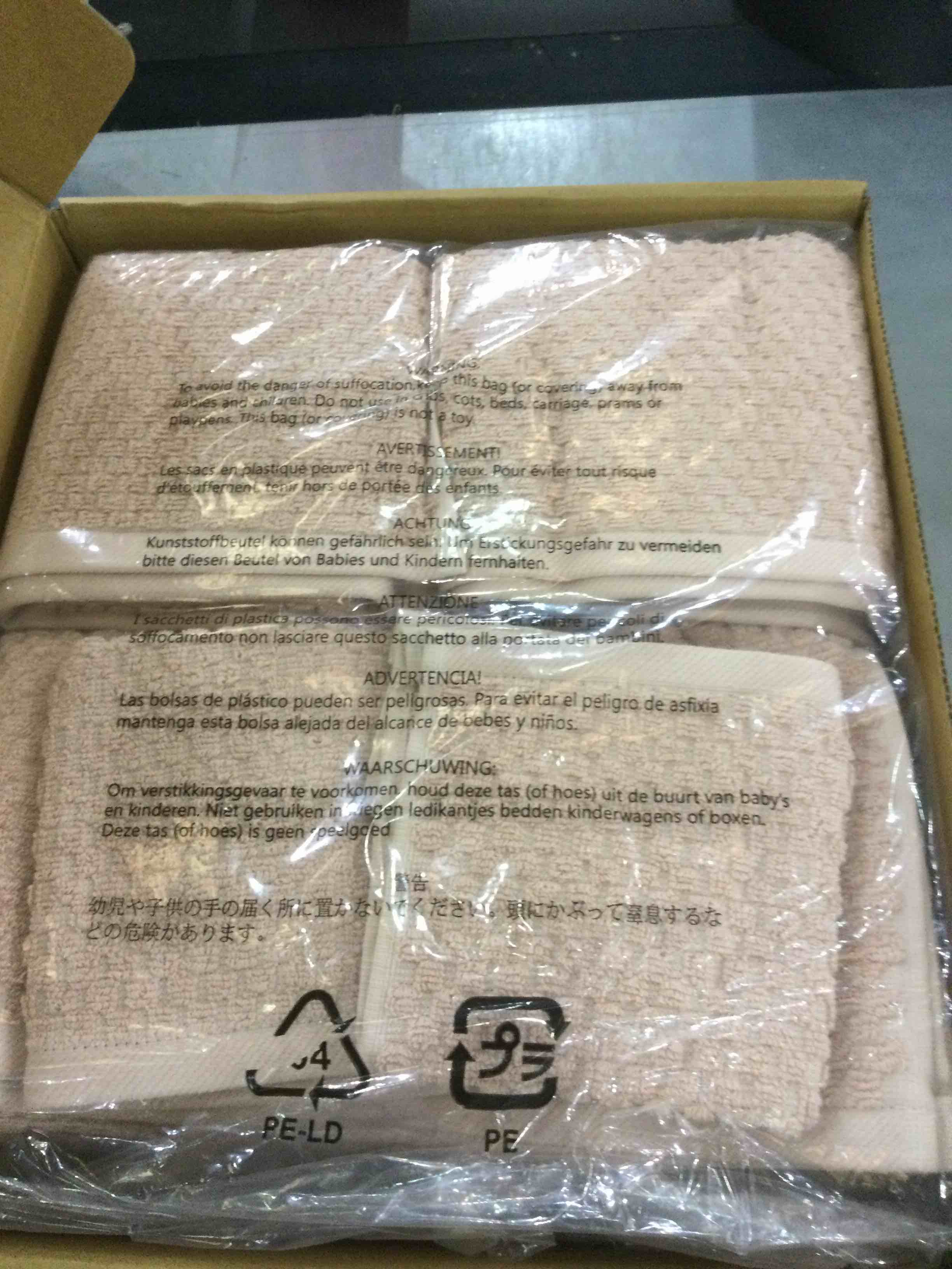 https://s3.amazonaws.com/lotting-images-prod/bidfta/EXS00424924_1693330387226.jpeg