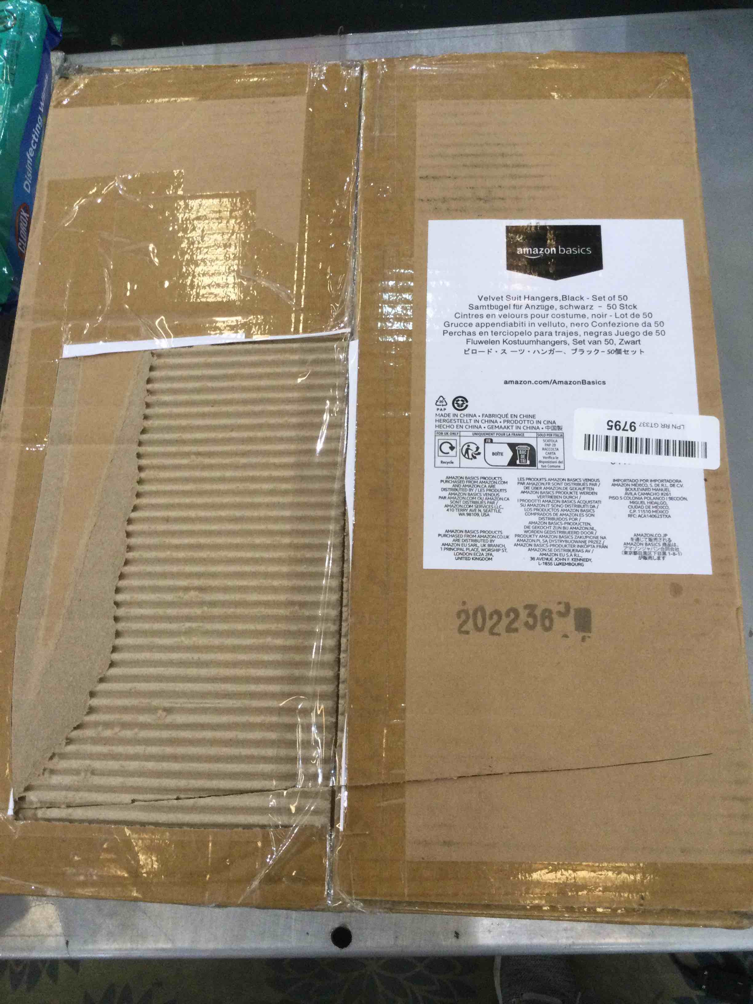 https://s3.amazonaws.com/lotting-images-prod/bidfta/EXS00424925_1693330322318.jpeg