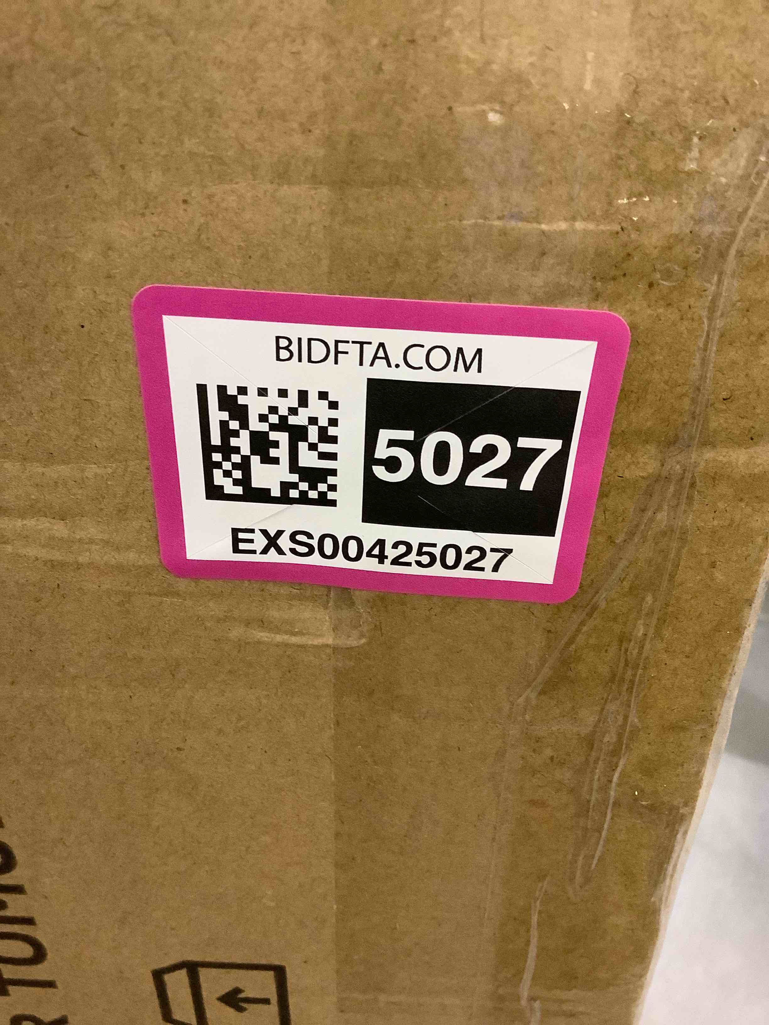 https://s3.amazonaws.com/lotting-images-prod/bidfta/EXS00425027_1692794591661.jpeg