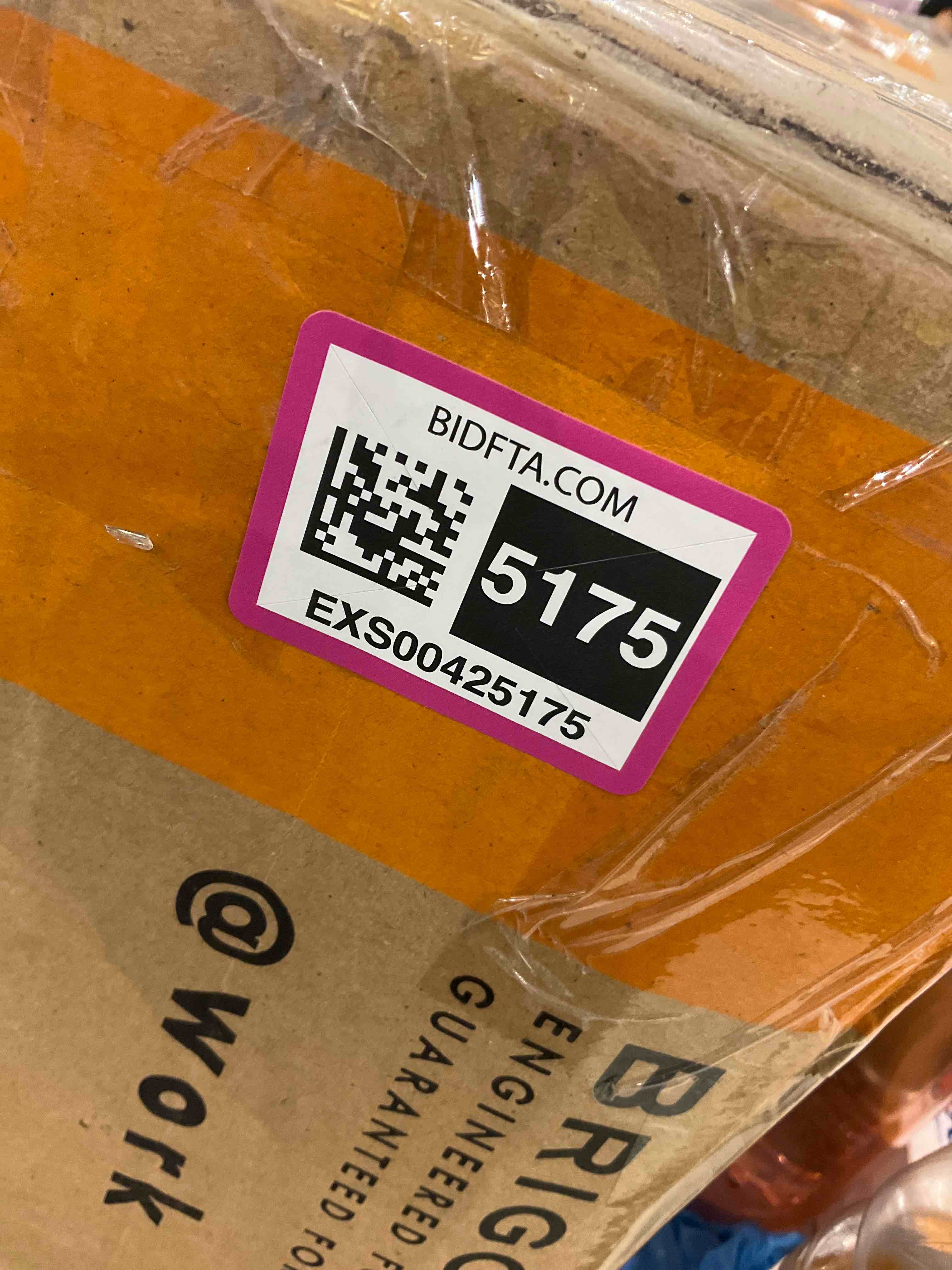 https://s3.amazonaws.com/lotting-images-prod/bidfta/EXS00425175_1692886650190.jpeg