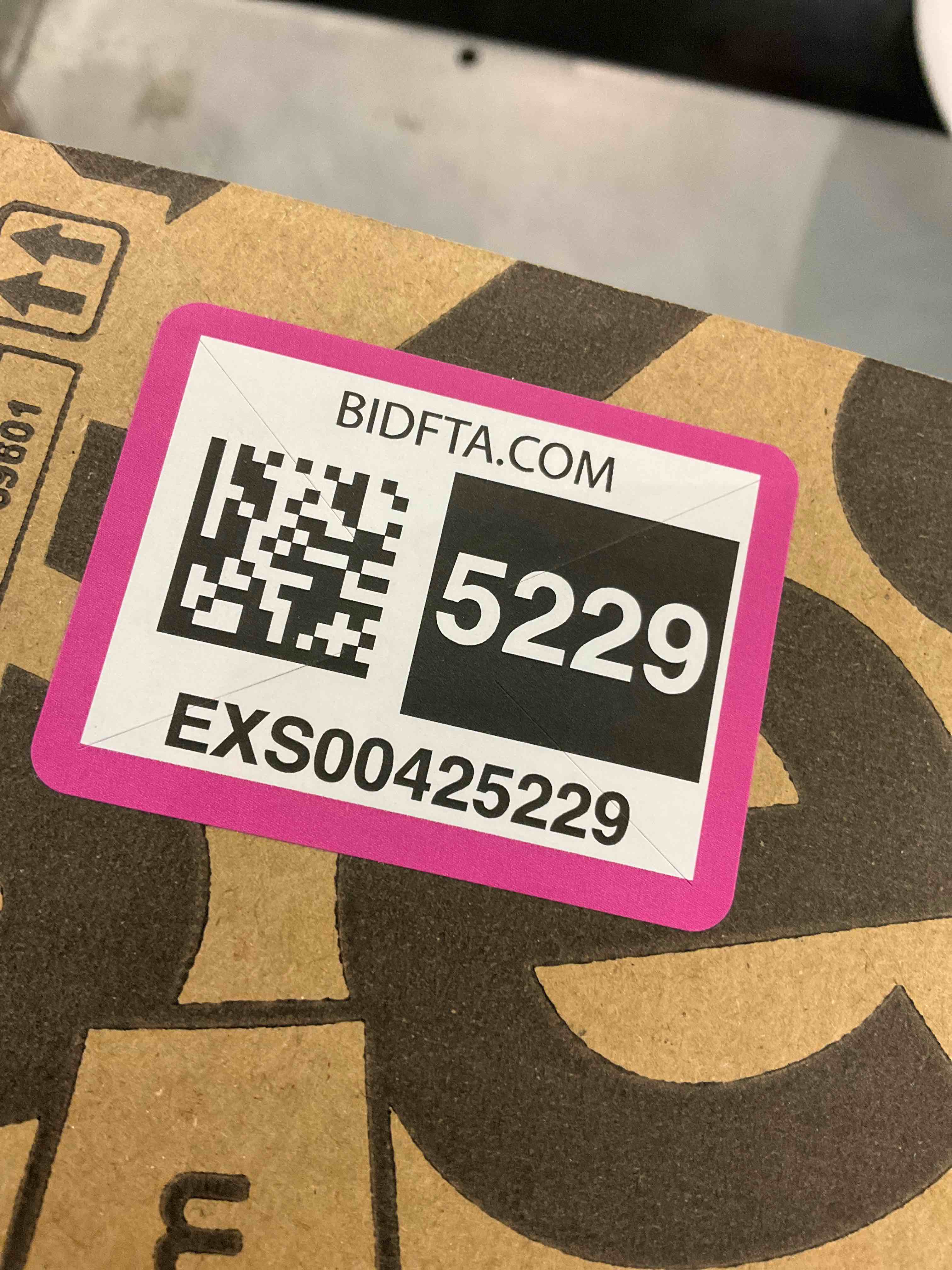 https://s3.amazonaws.com/lotting-images-prod/bidfta/EXS00425229_1693221970283.jpeg