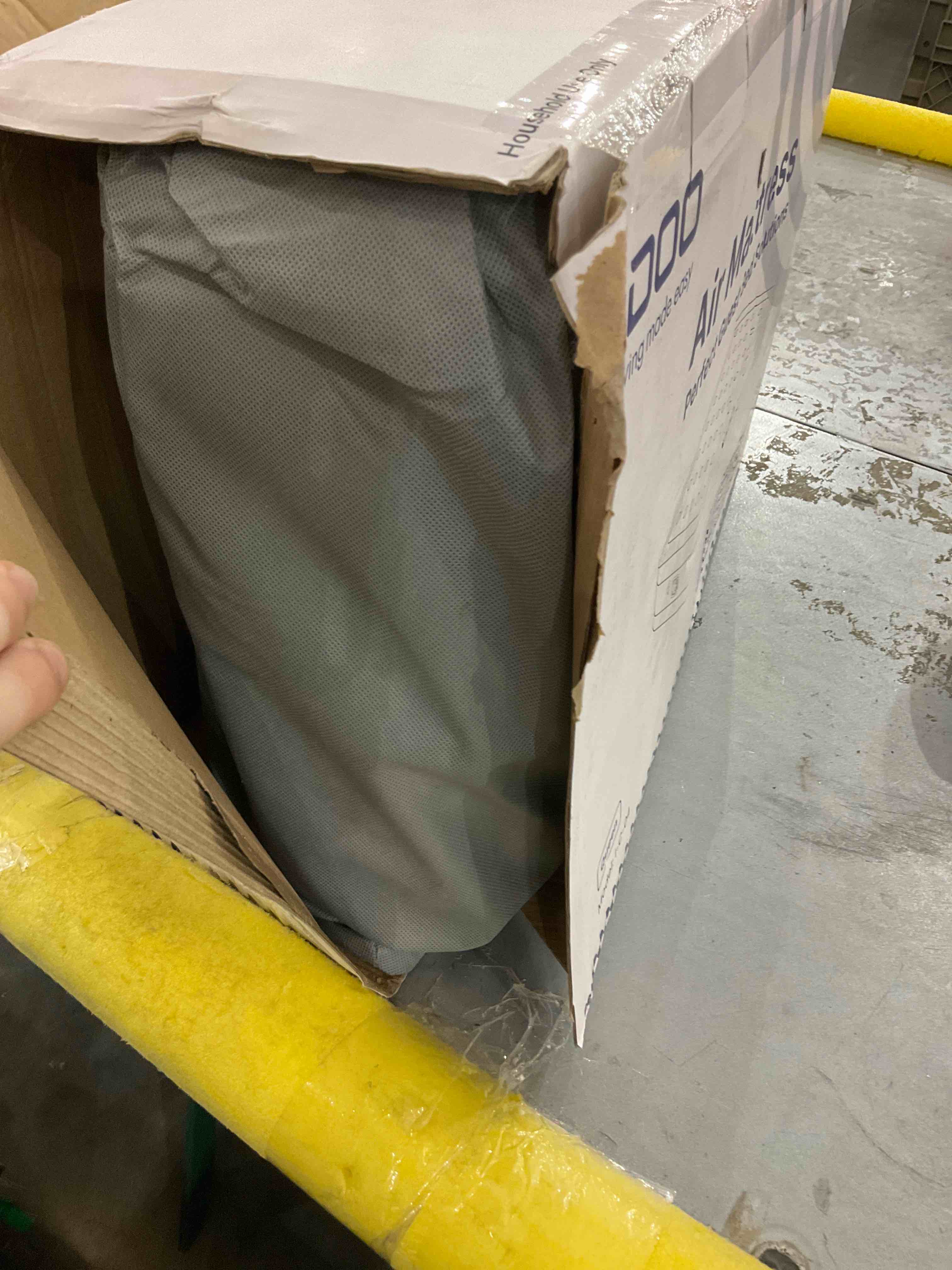 https://s3.amazonaws.com/lotting-images-prod/bidfta/EXS00426582_1692970635703.jpeg