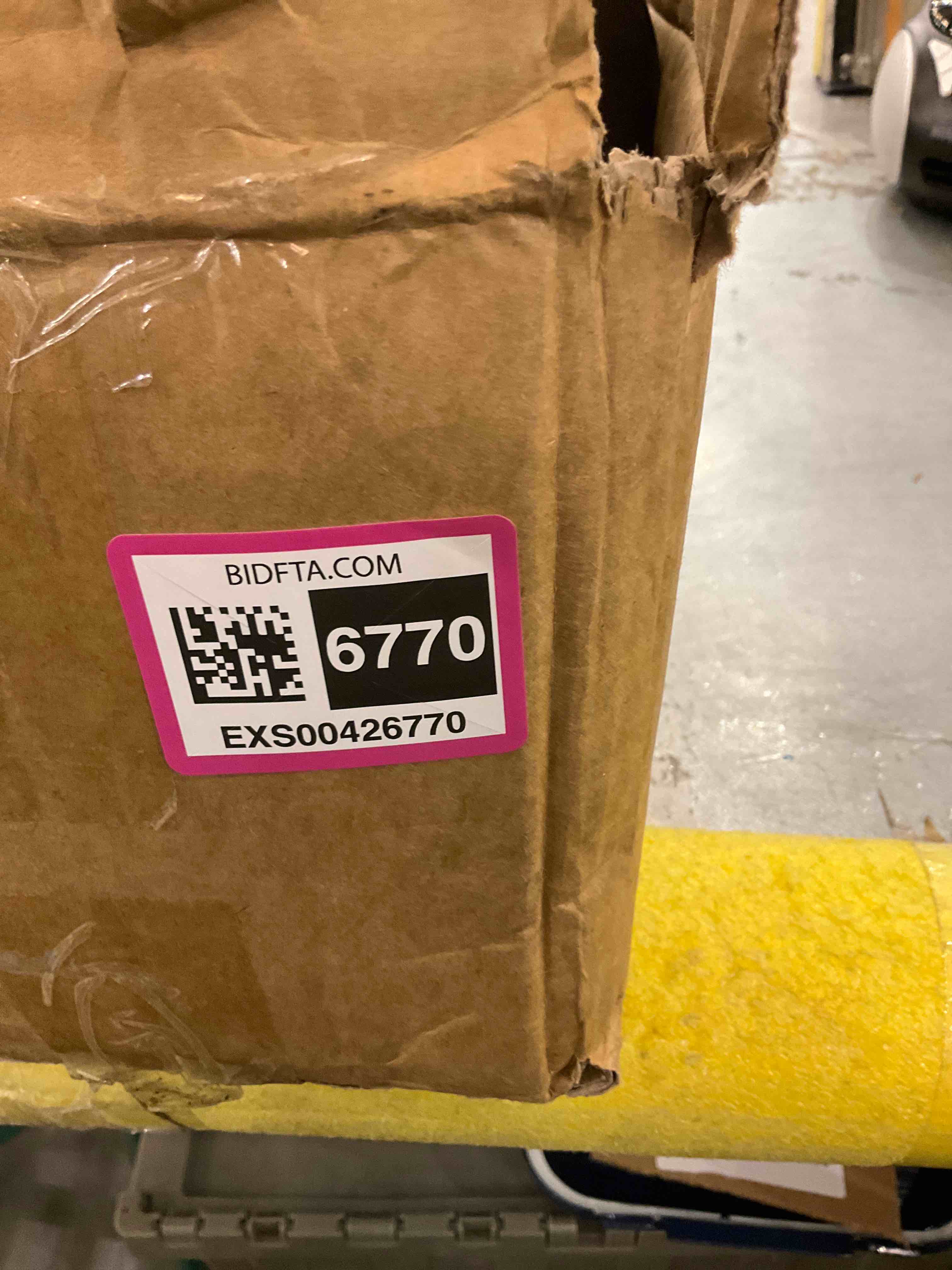 https://s3.amazonaws.com/lotting-images-prod/bidfta/EXS00426770_1693326935690.jpeg