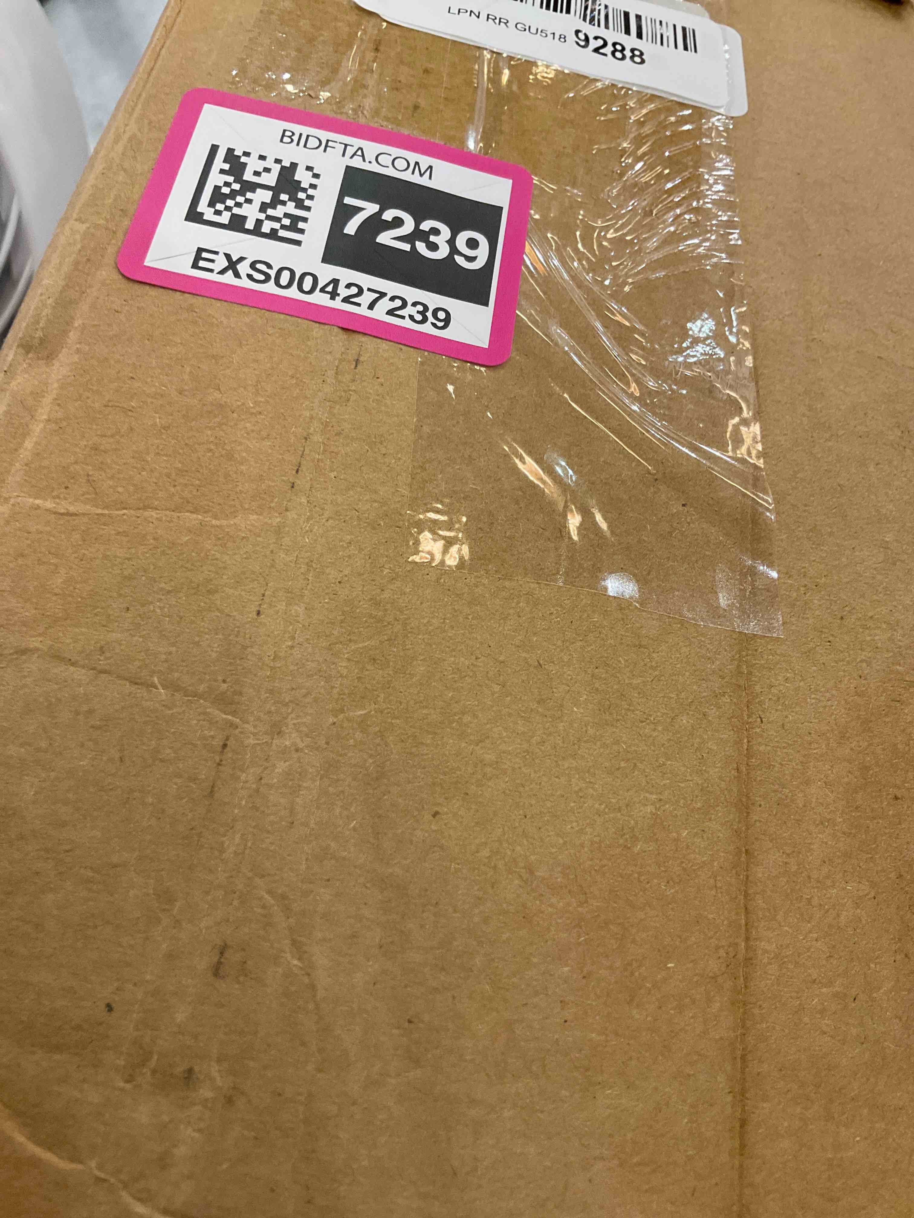 https://s3.amazonaws.com/lotting-images-prod/bidfta/EXS00427239_1692809194351.jpeg