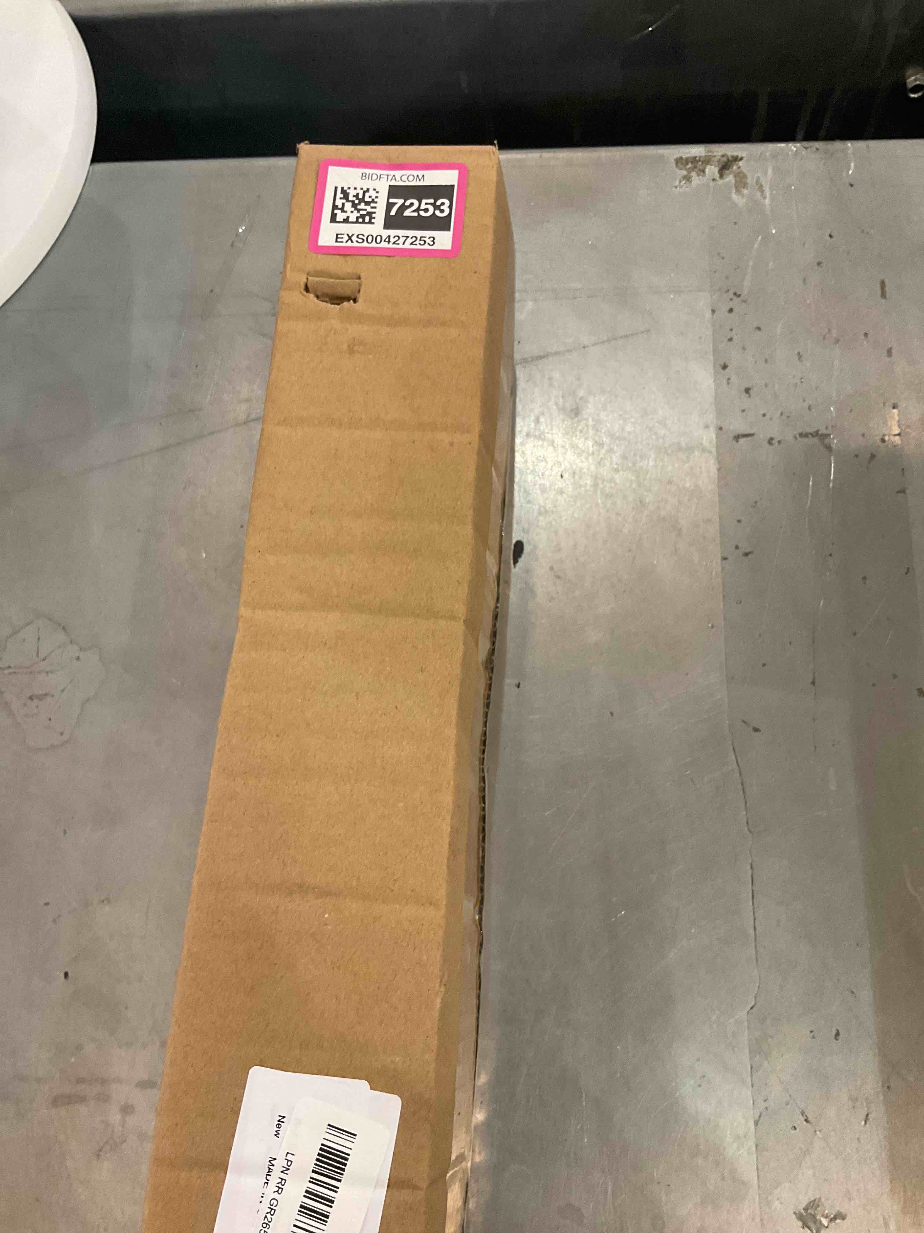 https://s3.amazonaws.com/lotting-images-prod/bidfta/EXS00427253_1692811119522.jpeg