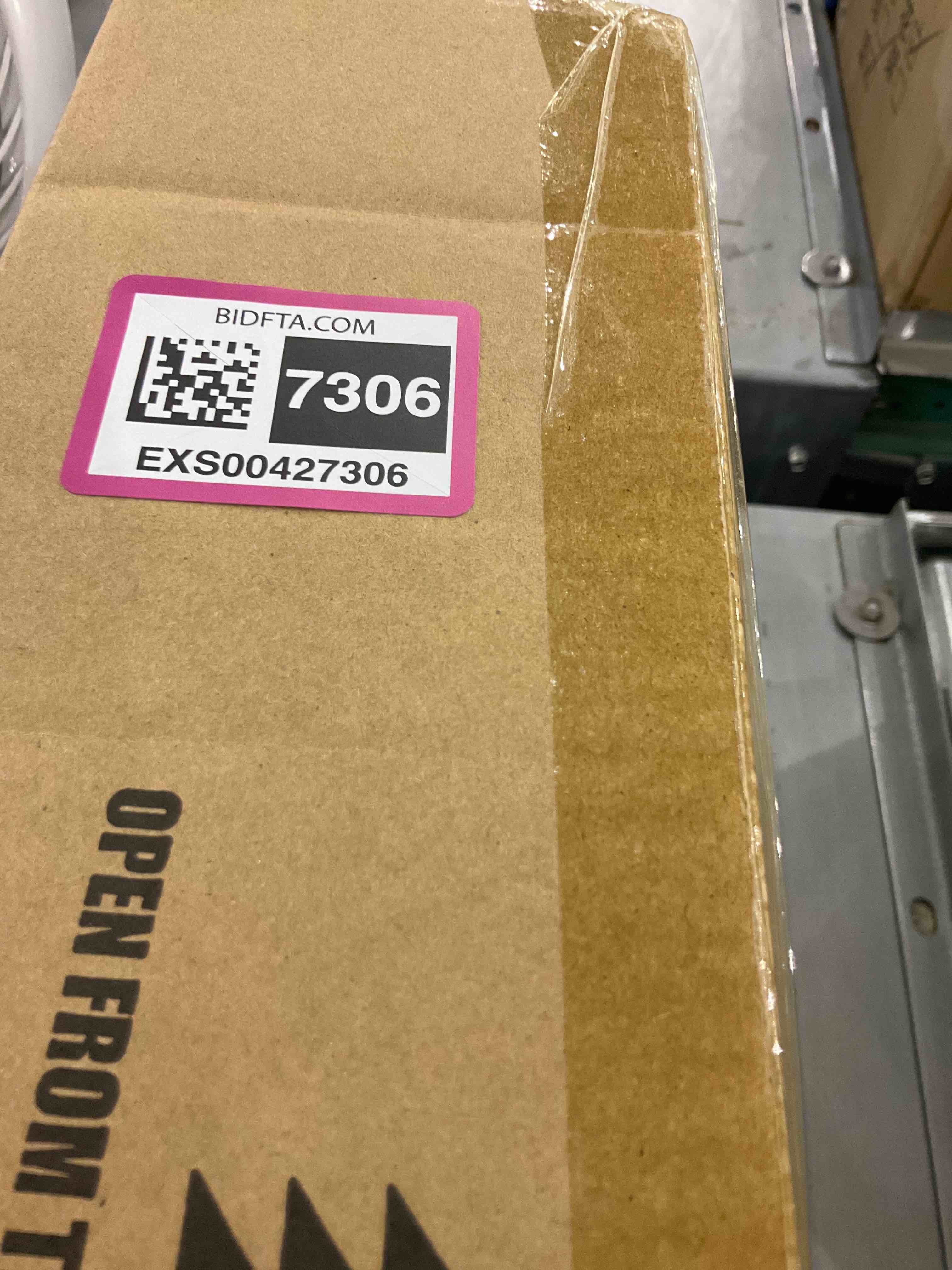 https://s3.amazonaws.com/lotting-images-prod/bidfta/EXS00427306_1692877757220.jpeg