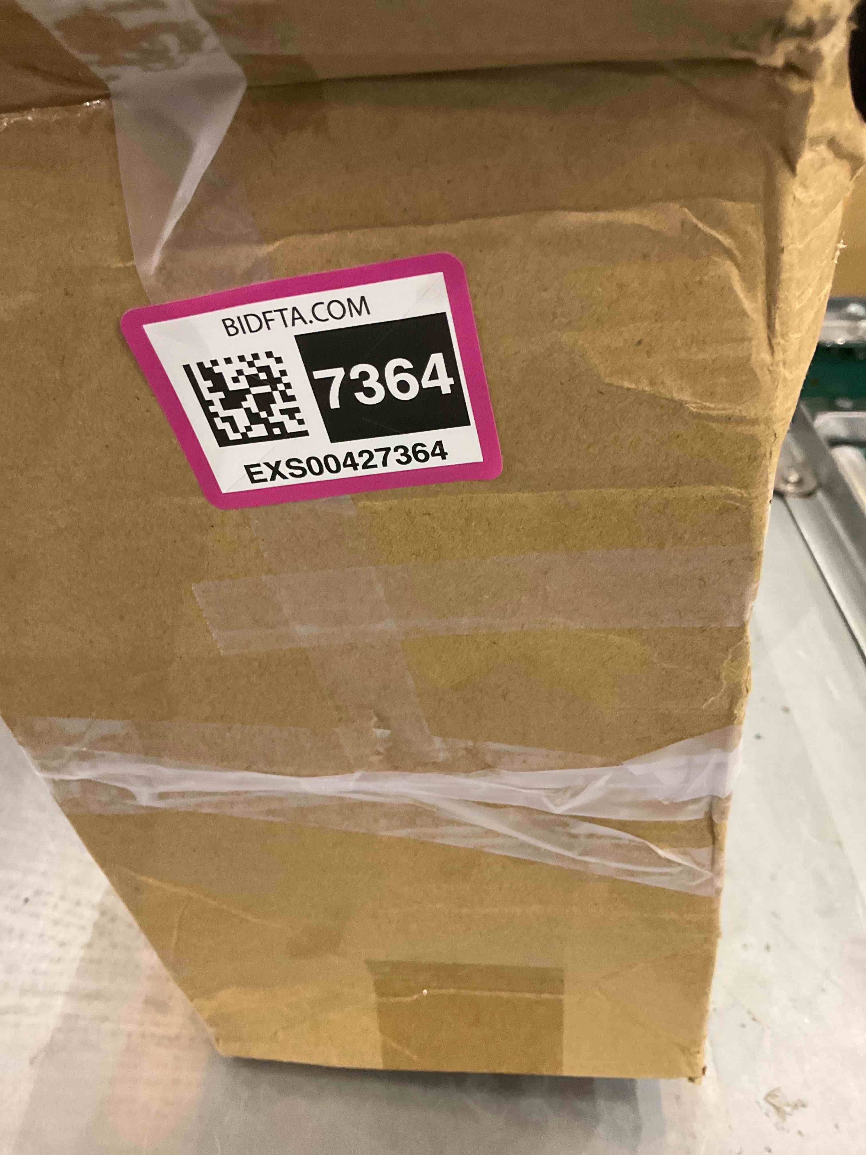 https://s3.amazonaws.com/lotting-images-prod/bidfta/EXS00427364_1692885780179.jpeg