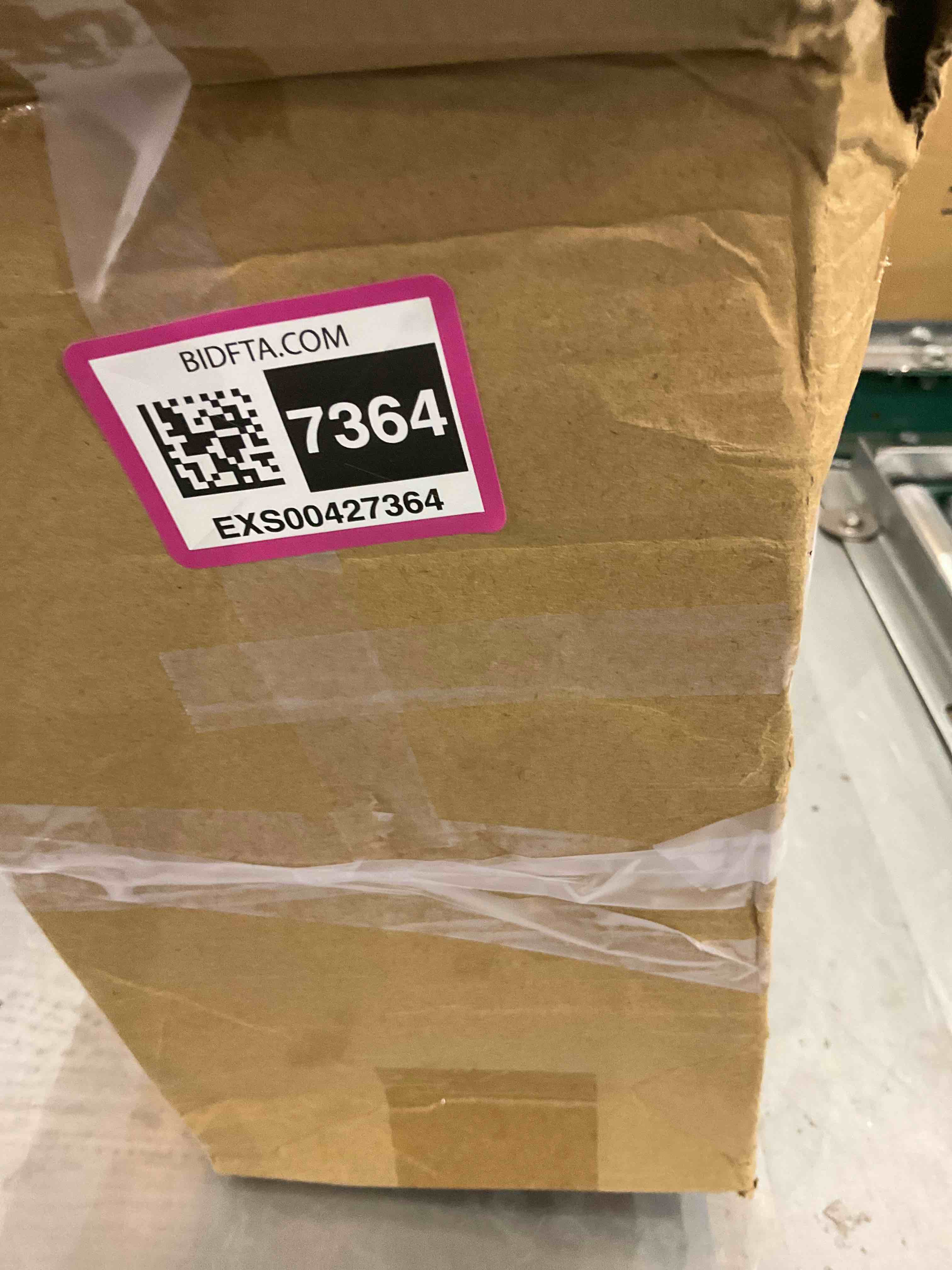 https://s3.amazonaws.com/lotting-images-prod/bidfta/EXS00427364_1692885781166.jpeg