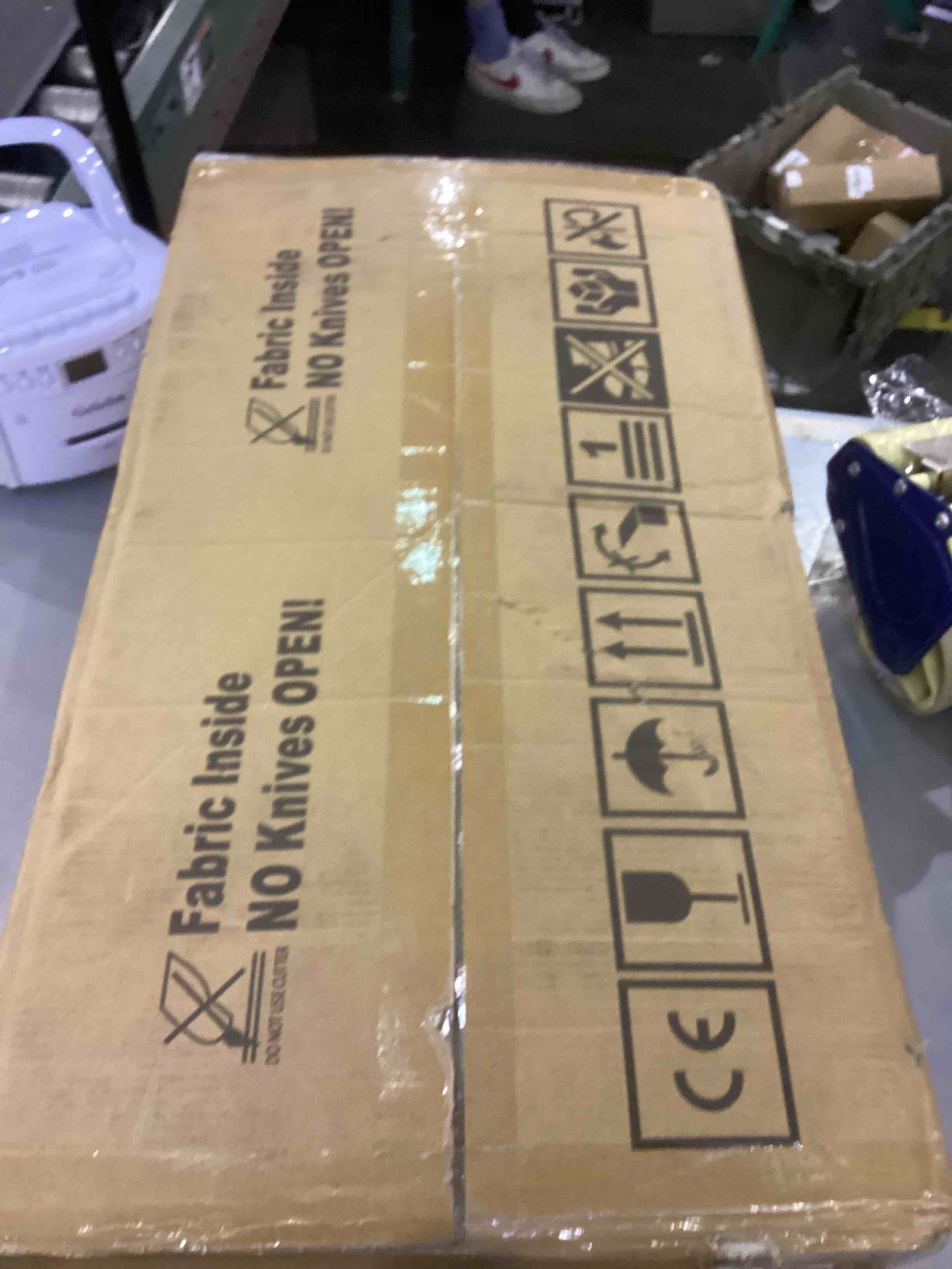 https://s3.amazonaws.com/lotting-images-prod/bidfta/EXS00427577_1693229391234.jpeg