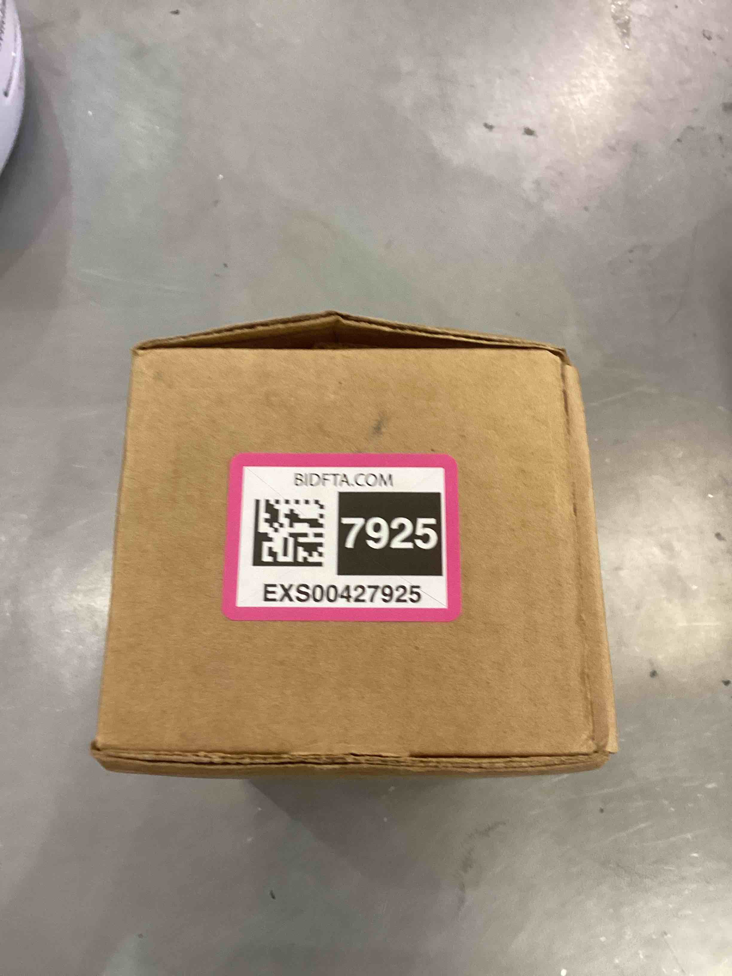 https://s3.amazonaws.com/lotting-images-prod/bidfta/EXS00427925_1693501811769.jpeg