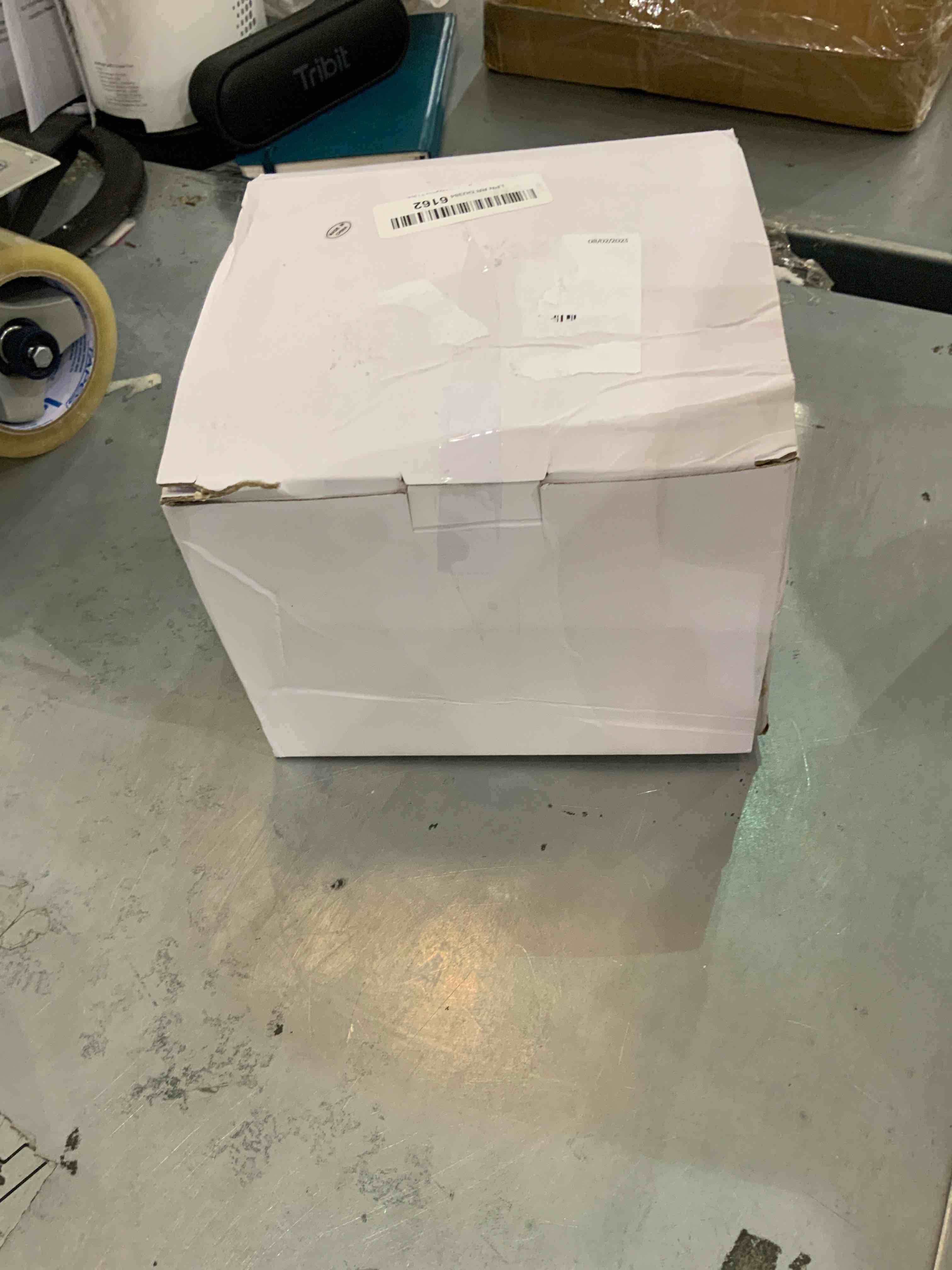 https://s3.amazonaws.com/lotting-images-prod/bidfta/EXS00428387_1692887336093.jpeg