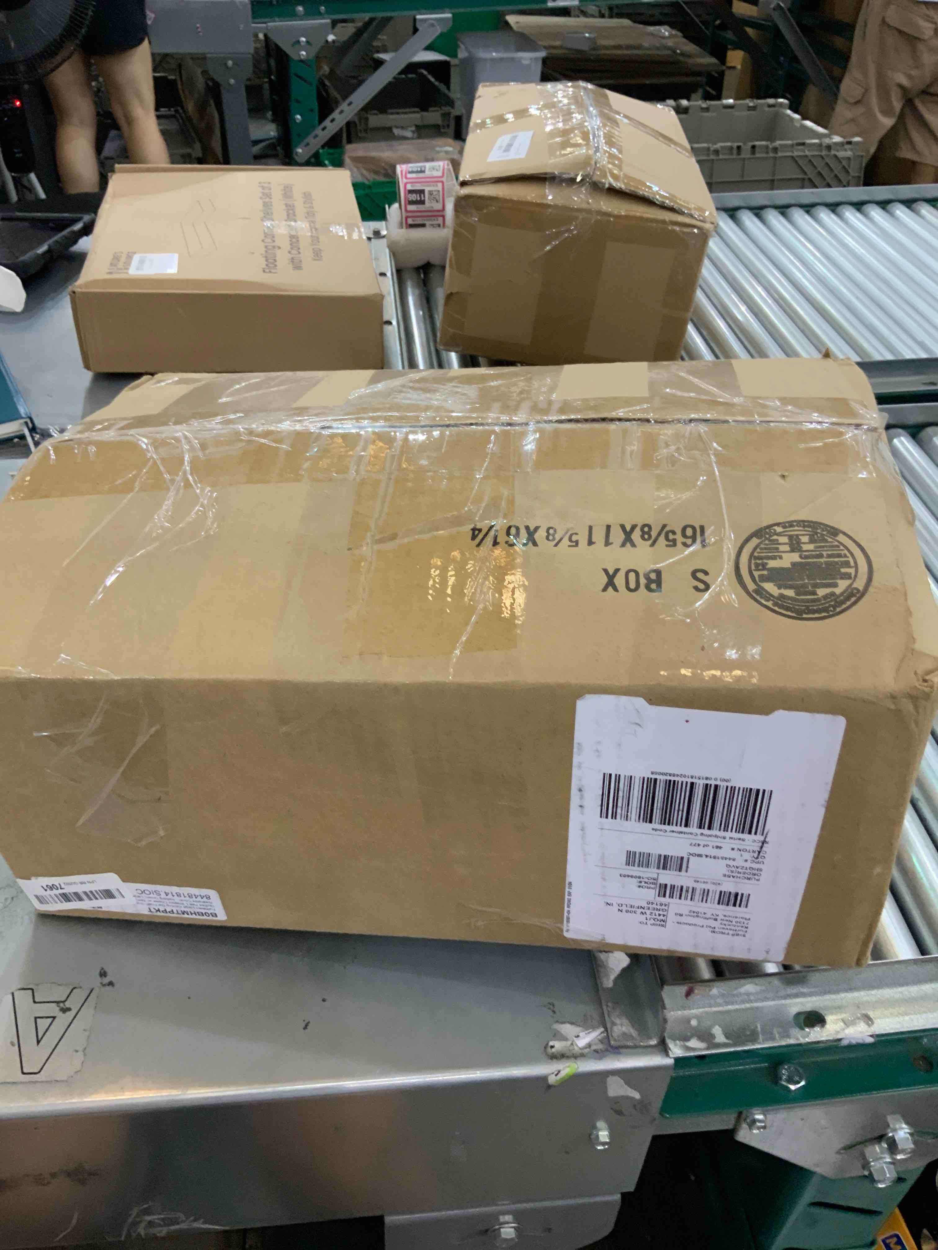 https://s3.amazonaws.com/lotting-images-prod/bidfta/EXS00428397_1692888257365.jpeg
