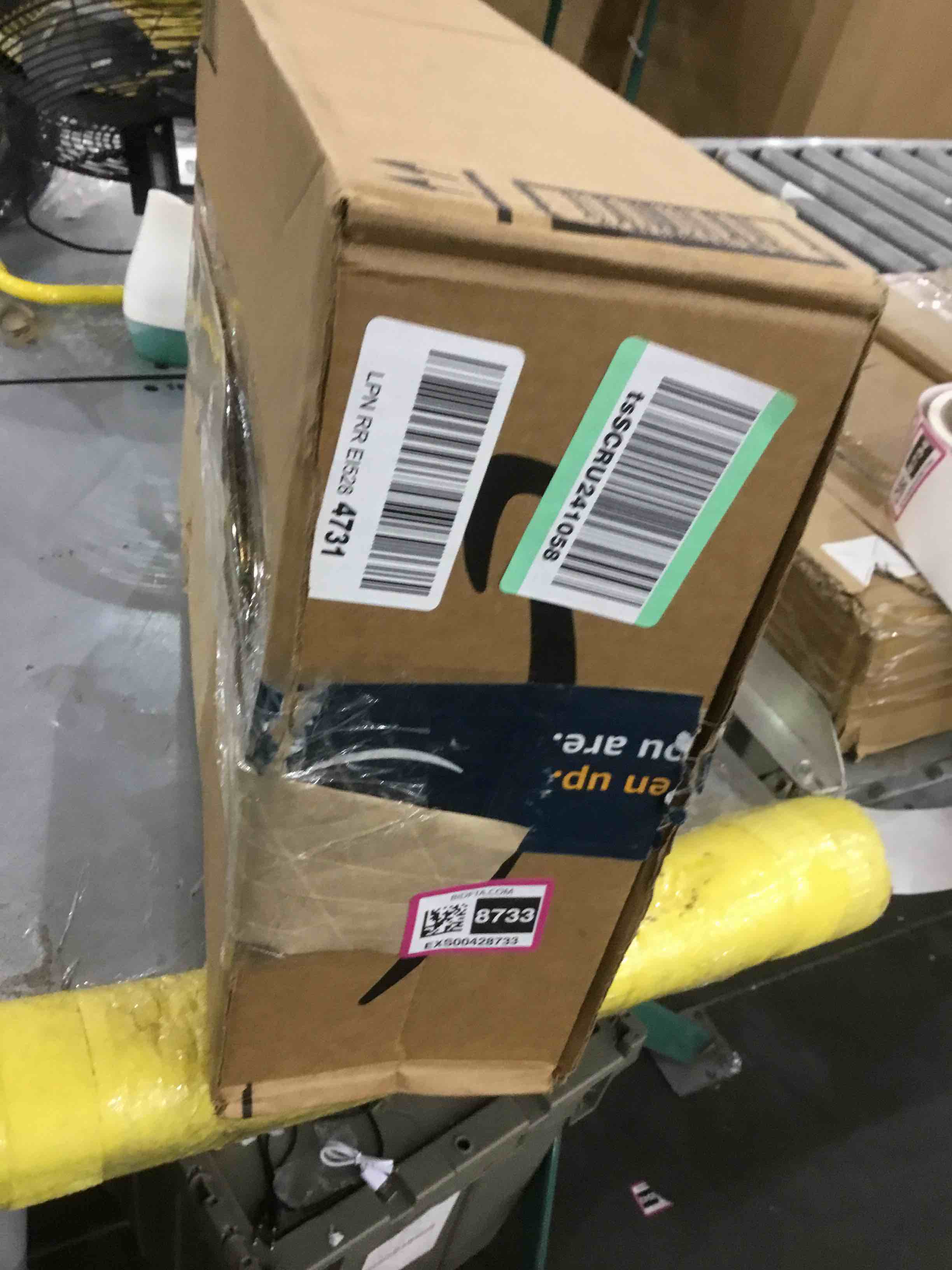 https://s3.amazonaws.com/lotting-images-prod/bidfta/EXS00428733_1693327716473.jpeg