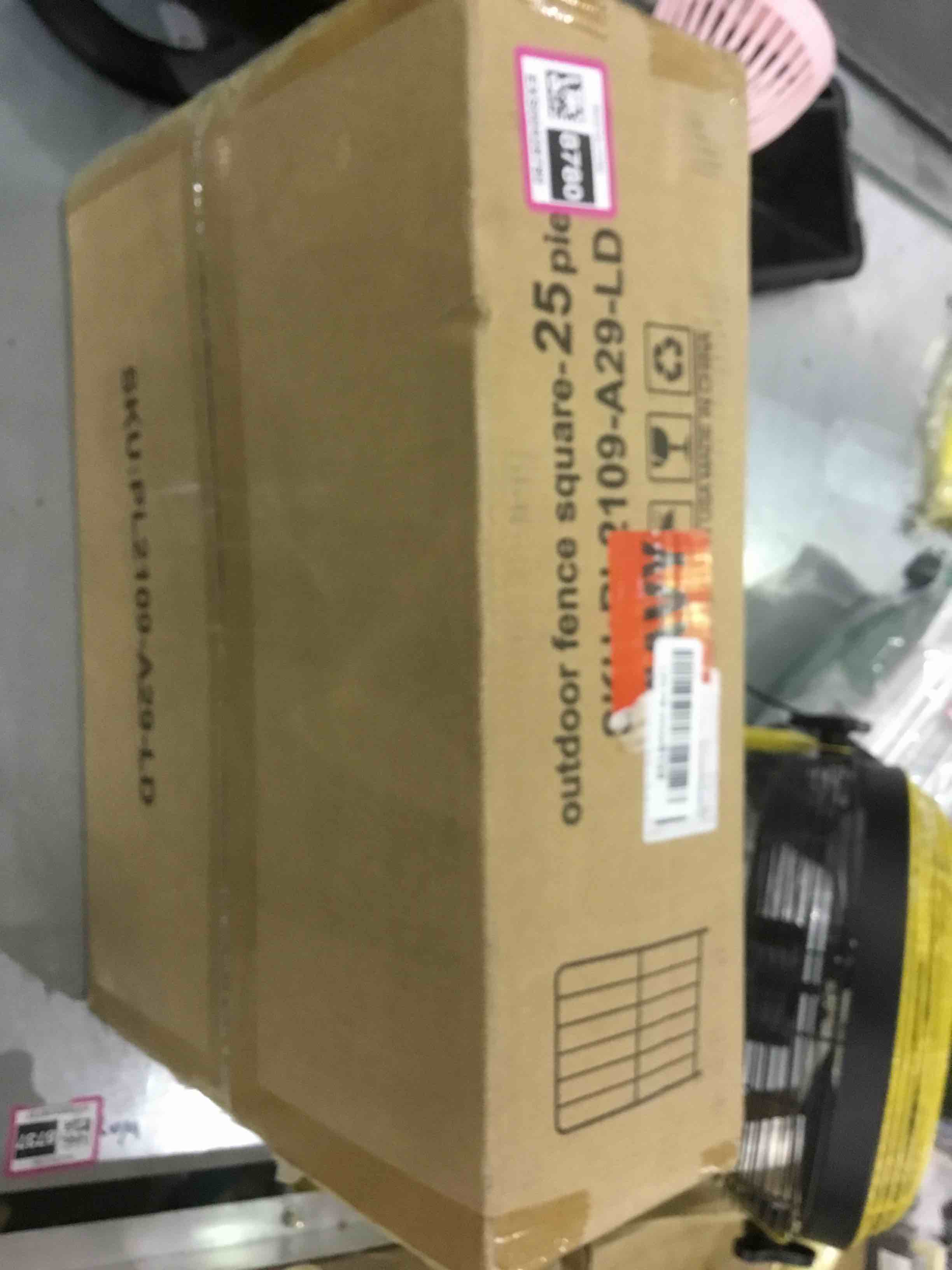 https://s3.amazonaws.com/lotting-images-prod/bidfta/EXS00428780_1693331328500.jpeg