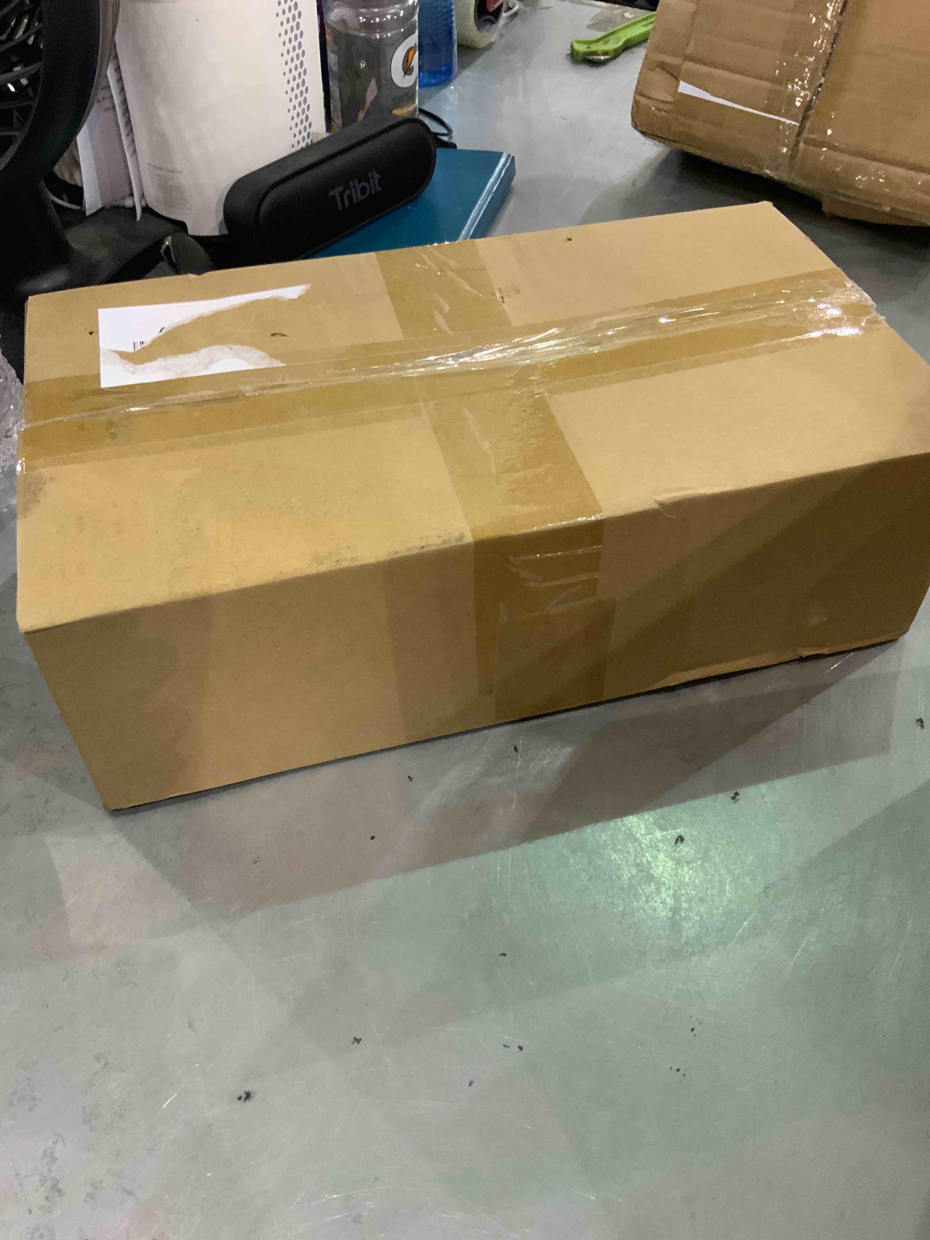 https://s3.amazonaws.com/lotting-images-prod/bidfta/EXS00429544_1692963184372.jpeg