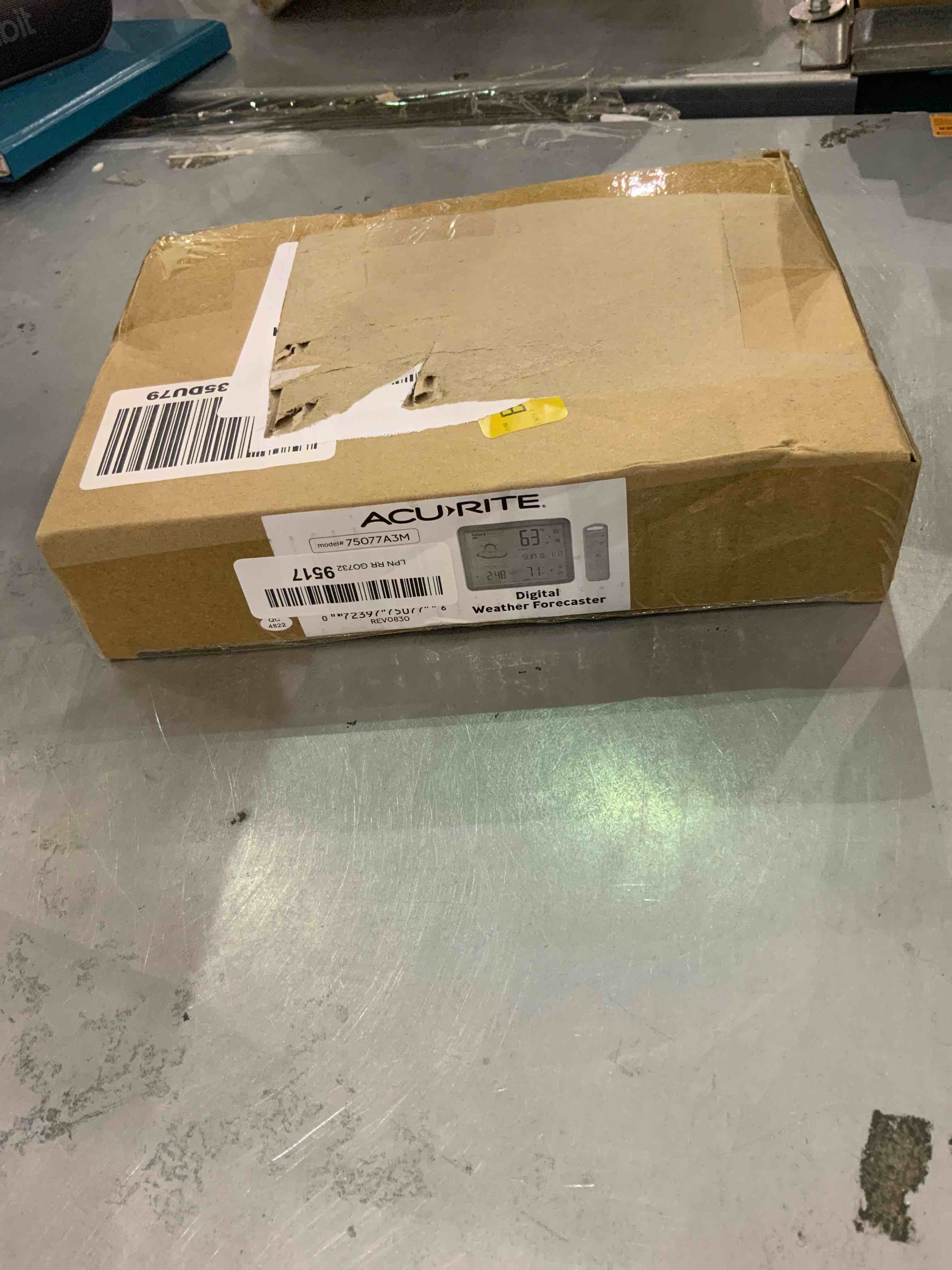 https://s3.amazonaws.com/lotting-images-prod/bidfta/EXS00429651_1693221730307.jpeg