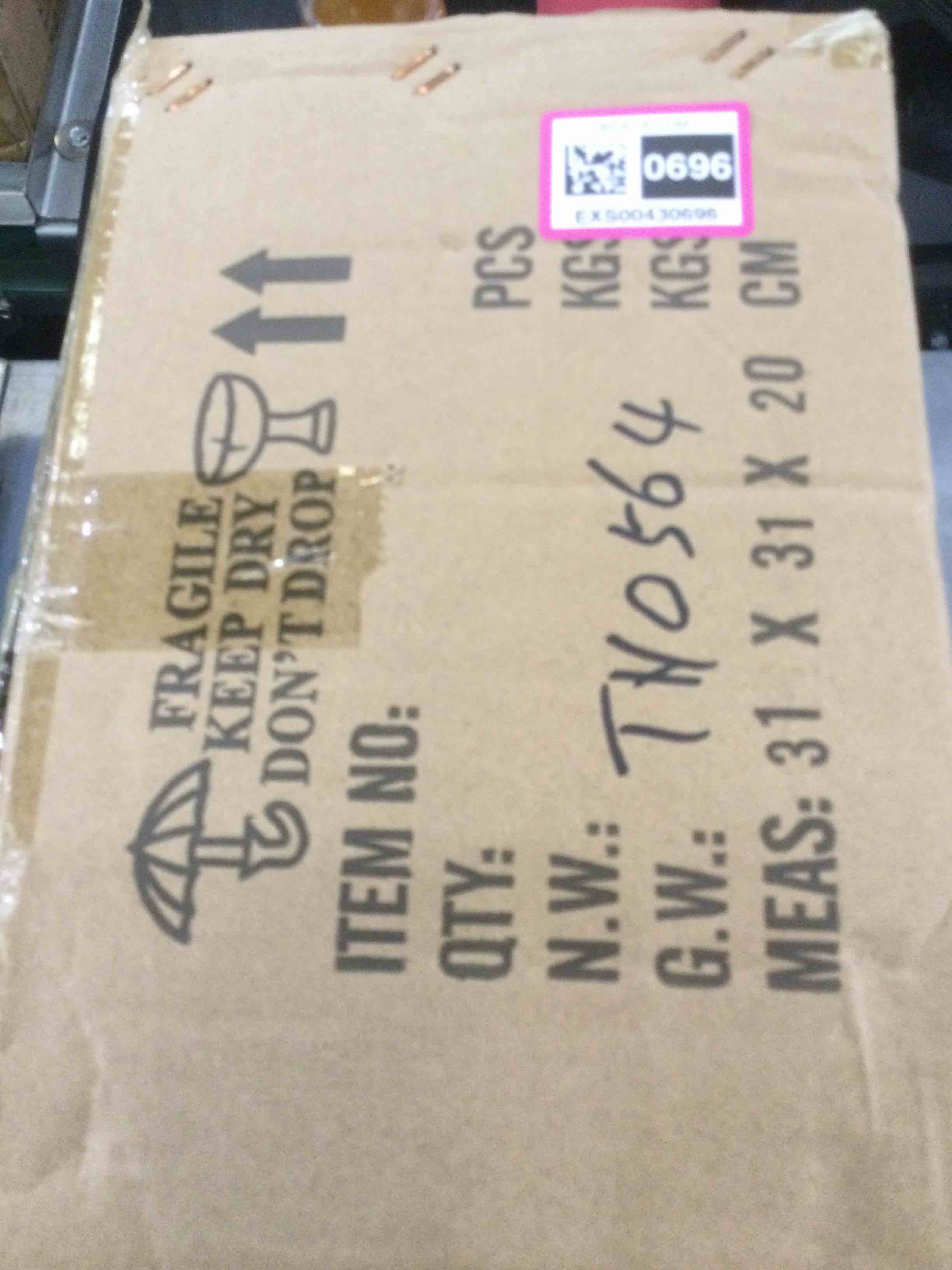 https://s3.amazonaws.com/lotting-images-prod/bidfta/EXS00430696_1693501076666.jpeg