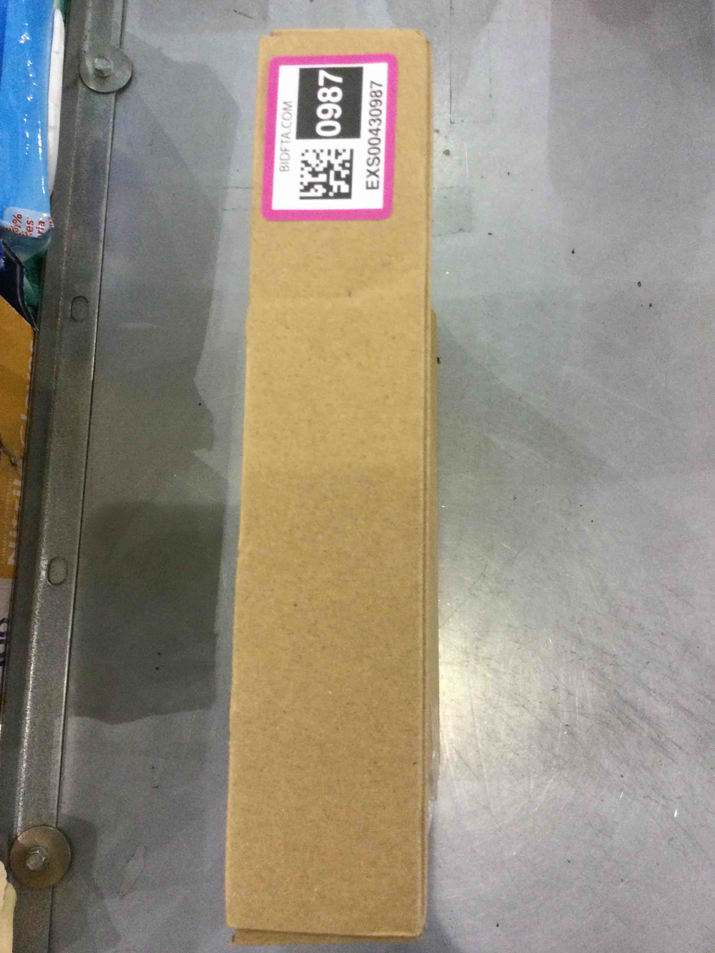 https://s3.amazonaws.com/lotting-images-prod/bidfta/EXS00430987_1693998774108.jpeg