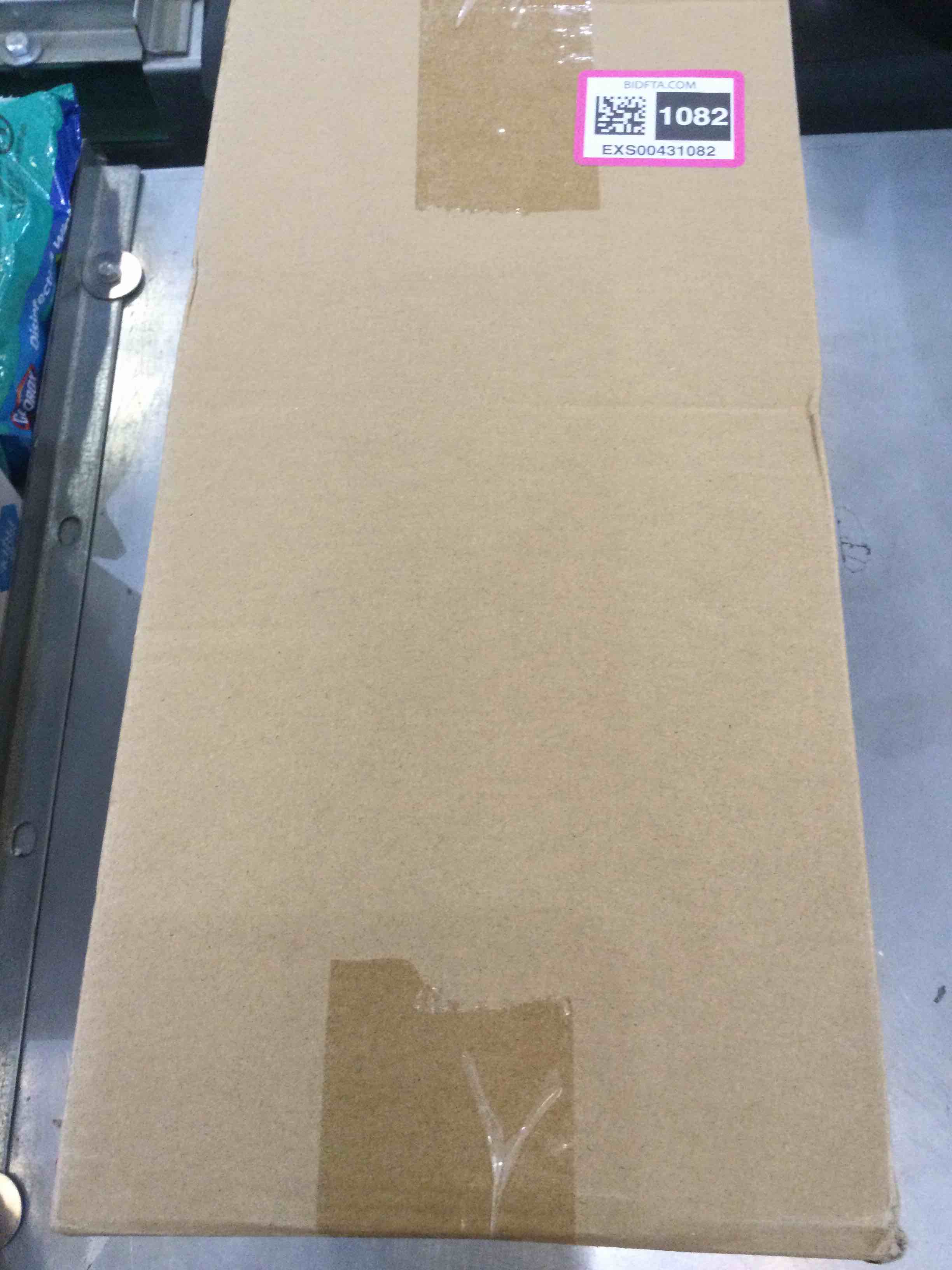 https://s3.amazonaws.com/lotting-images-prod/bidfta/EXS00431082_1695052329853.jpeg