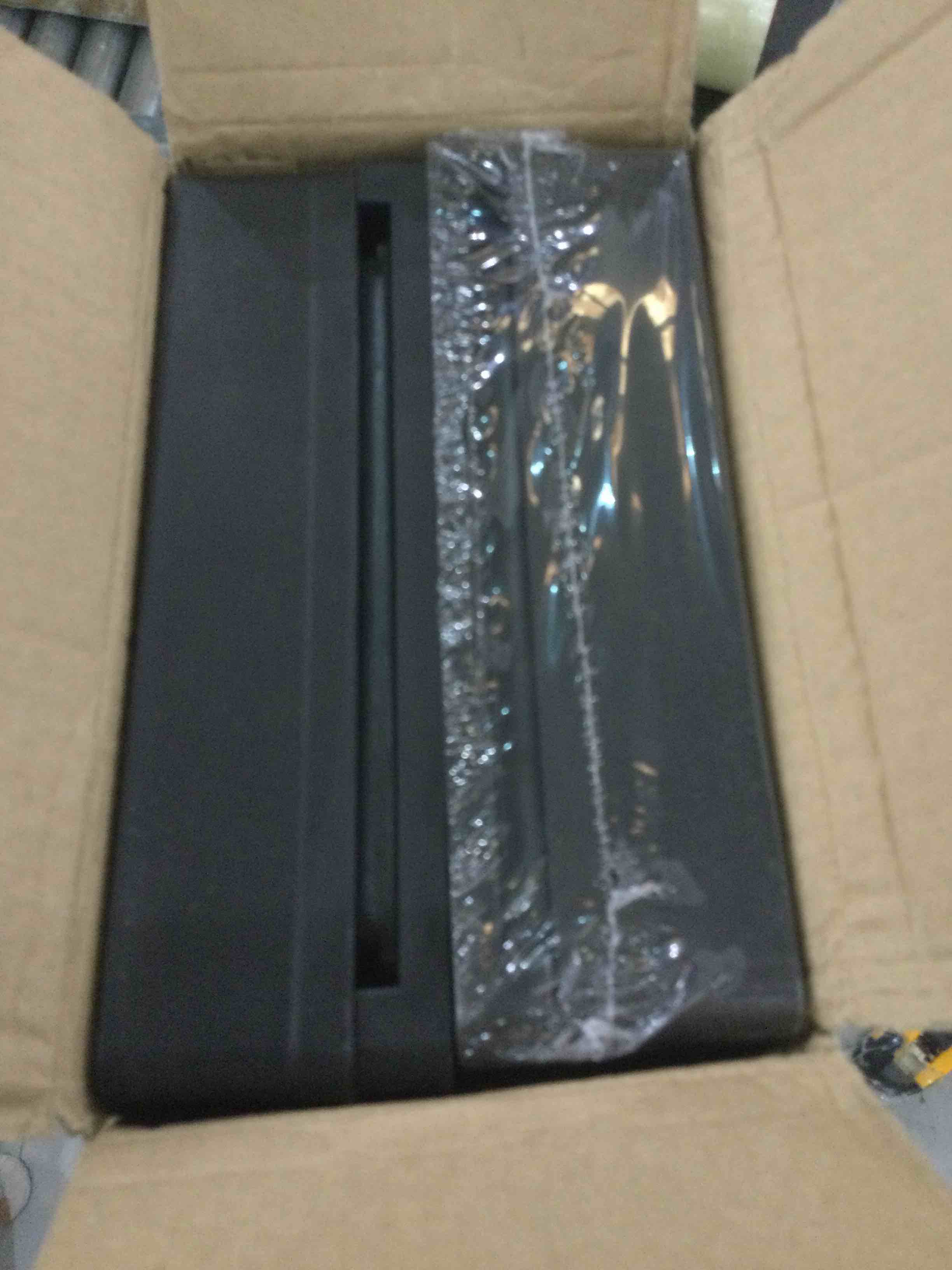 https://s3.amazonaws.com/lotting-images-prod/bidfta/EXS00431177_1695135386979.jpeg
