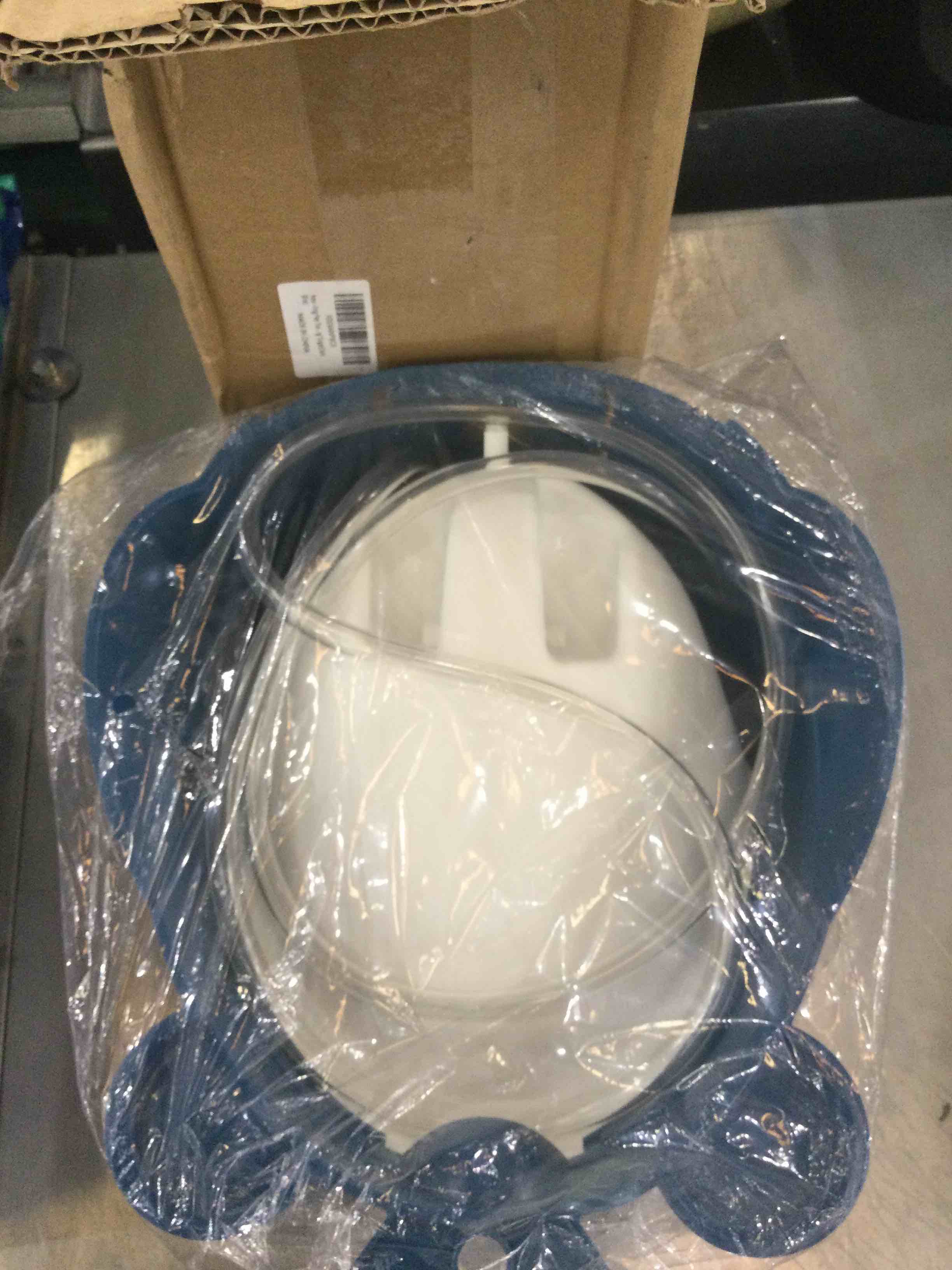 https://s3.amazonaws.com/lotting-images-prod/bidfta/EXS00431266_1695149078447.jpeg