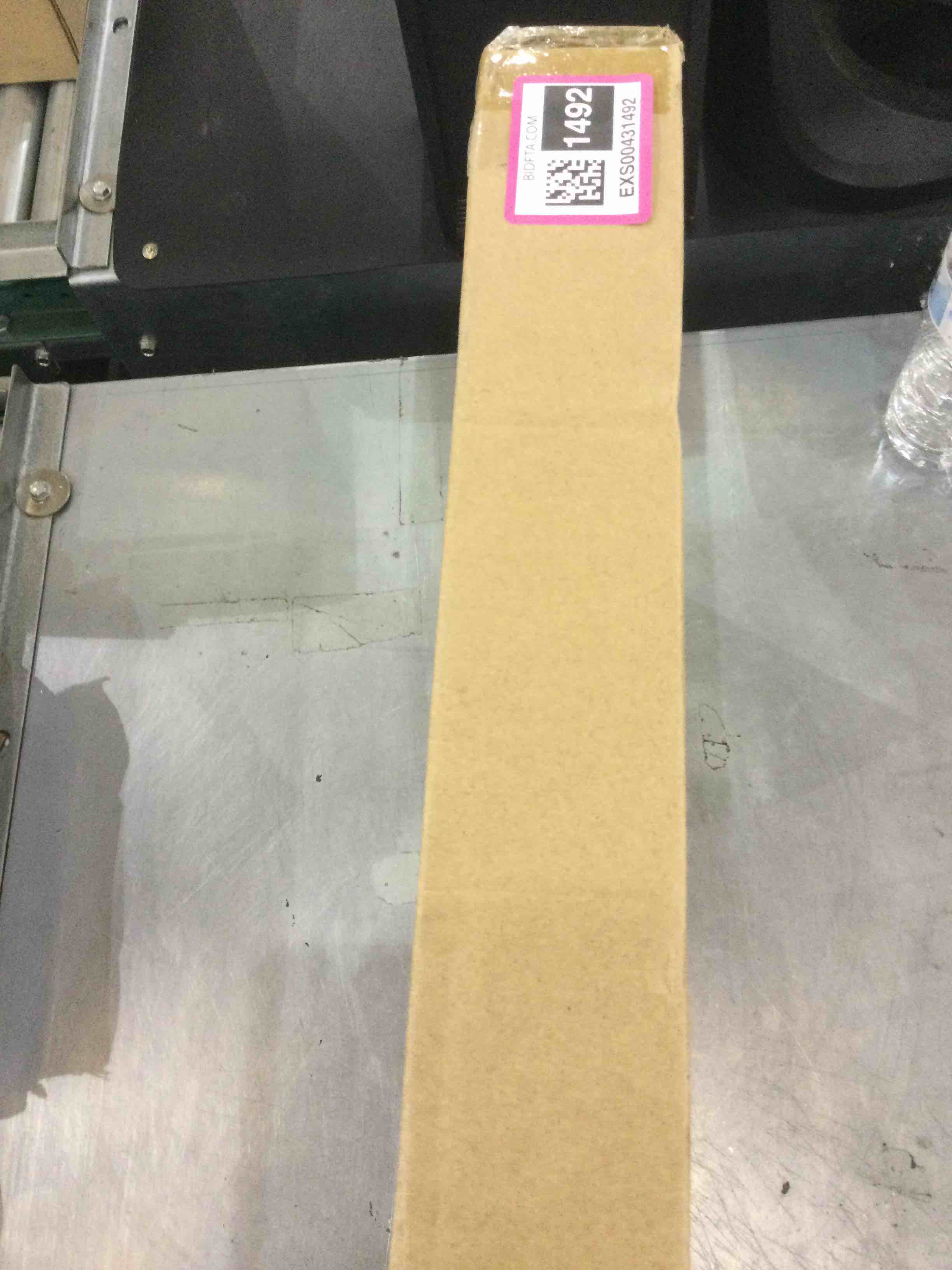 https://s3.amazonaws.com/lotting-images-prod/bidfta/EXS00431492_1695302743906.jpeg
