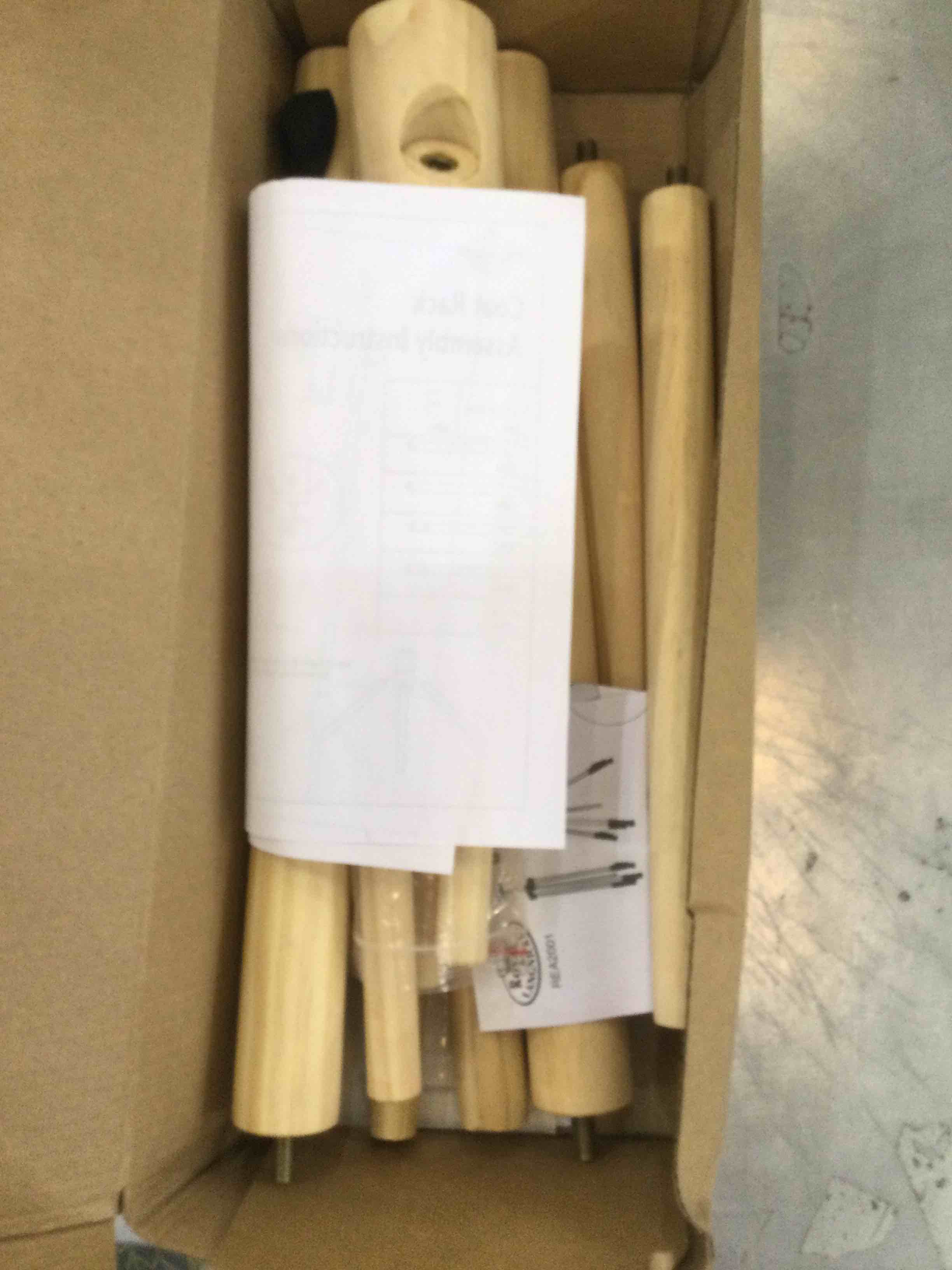 https://s3.amazonaws.com/lotting-images-prod/bidfta/EXS00431900_1695663947677.jpeg